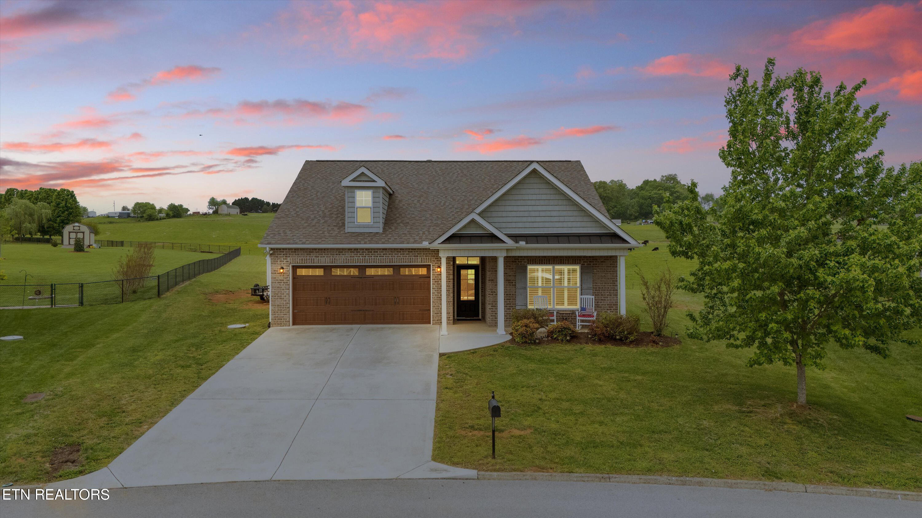 2183 Frewin Court Property Photo