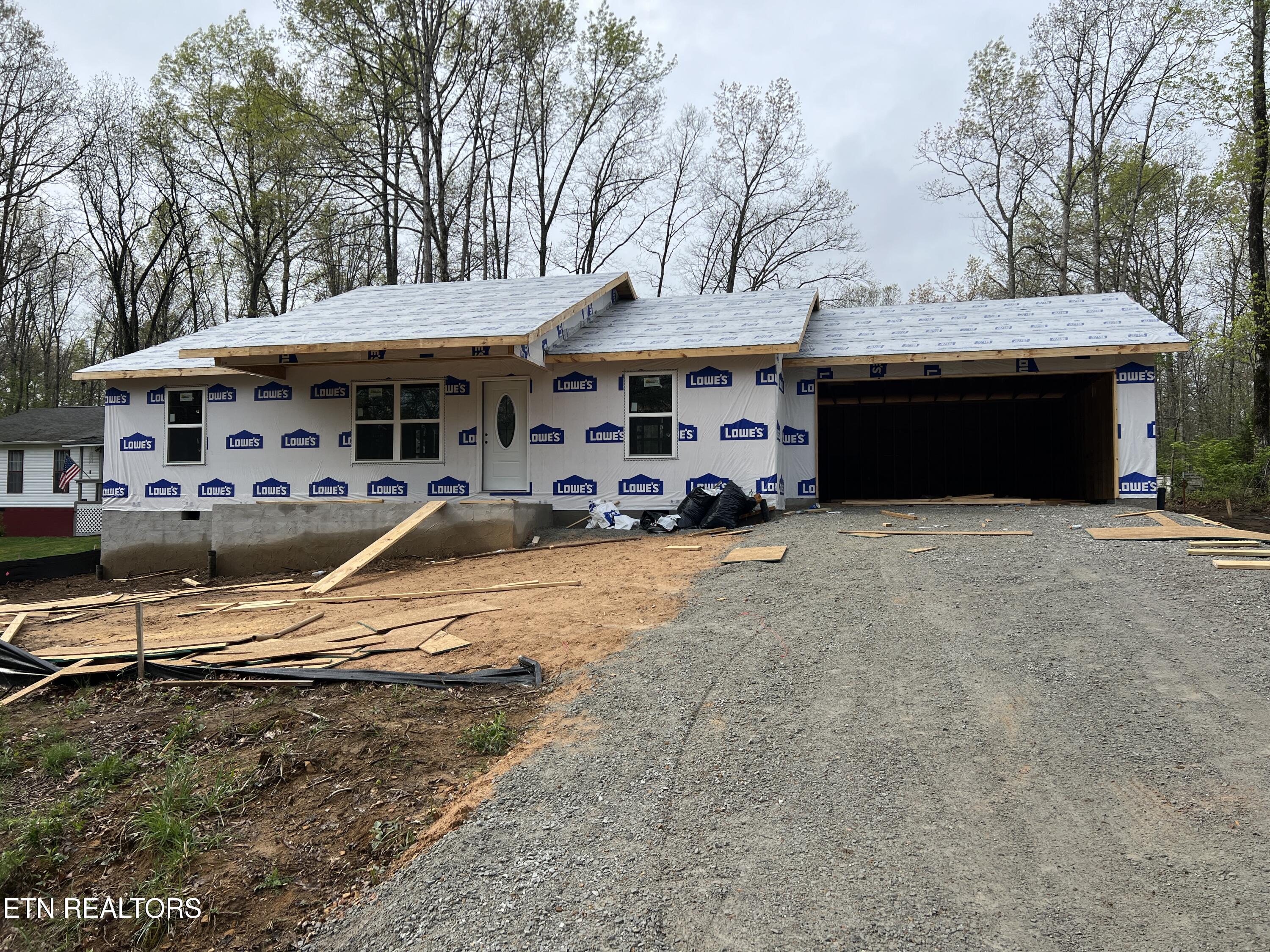 3002 Manhato Rd Property Photo