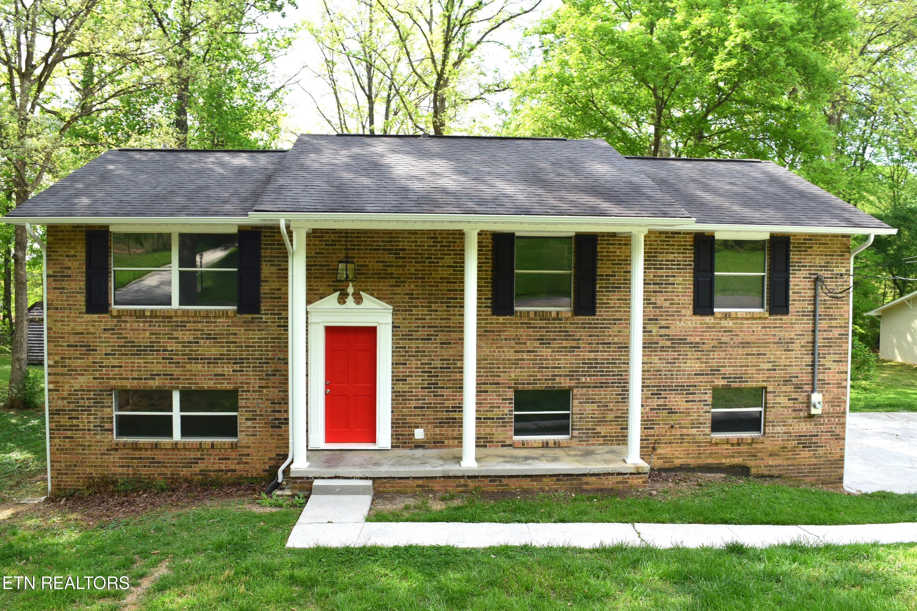 129 Forest Circle Property Photo 1