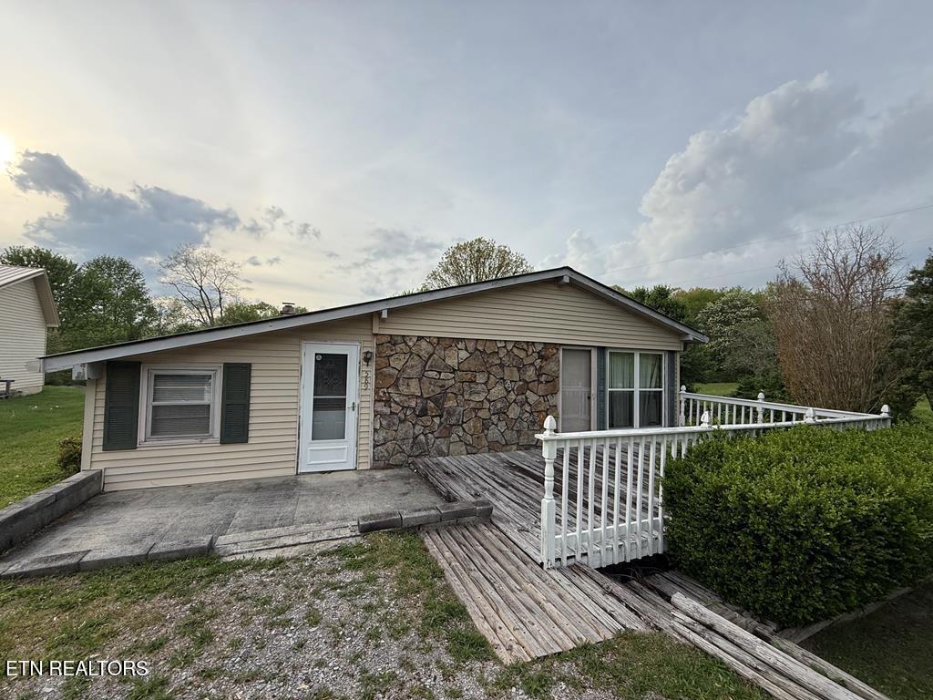 Van Buren County 51 County Real Estate Listings Main Image