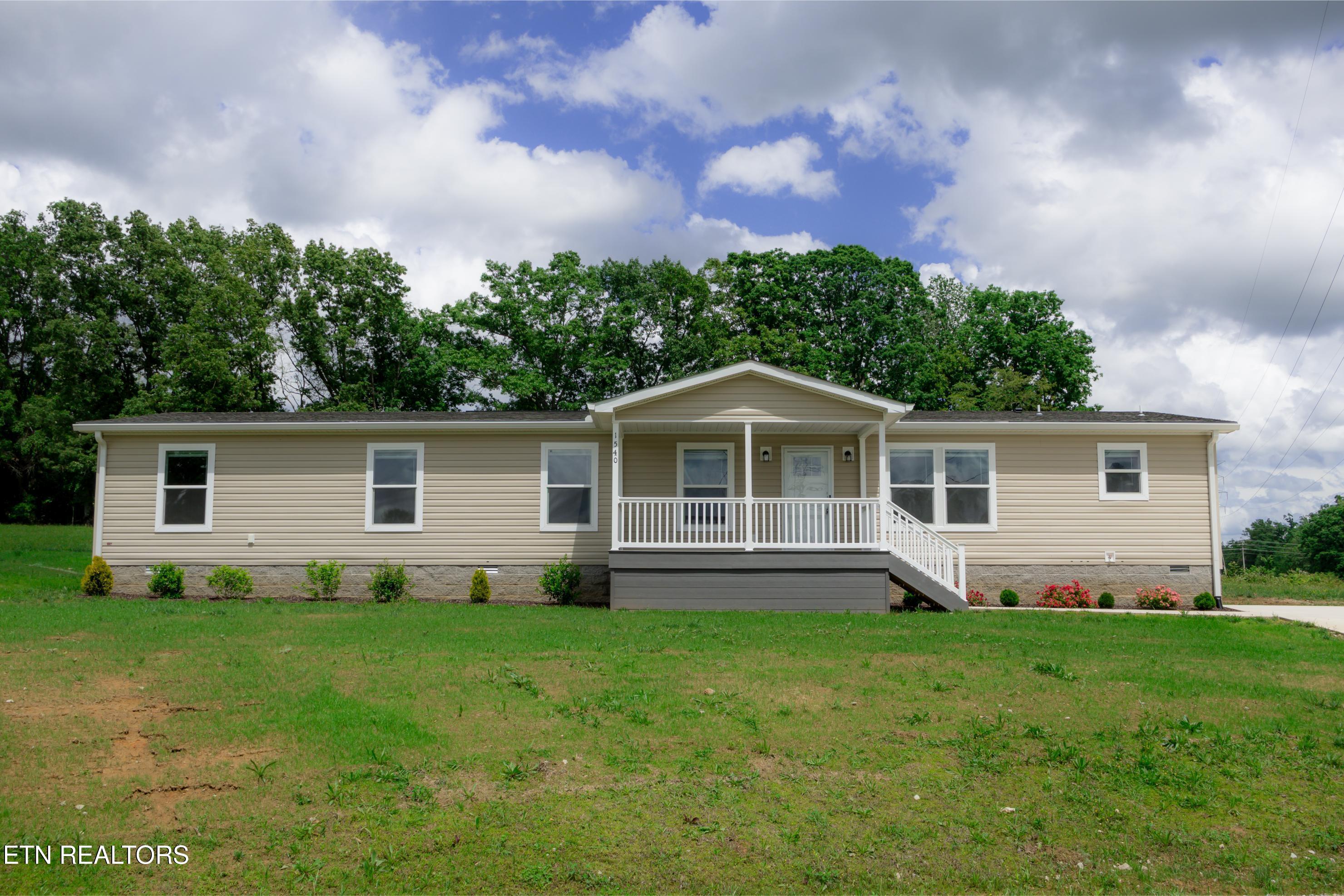 1540 Anna Maria Lane Property Photo