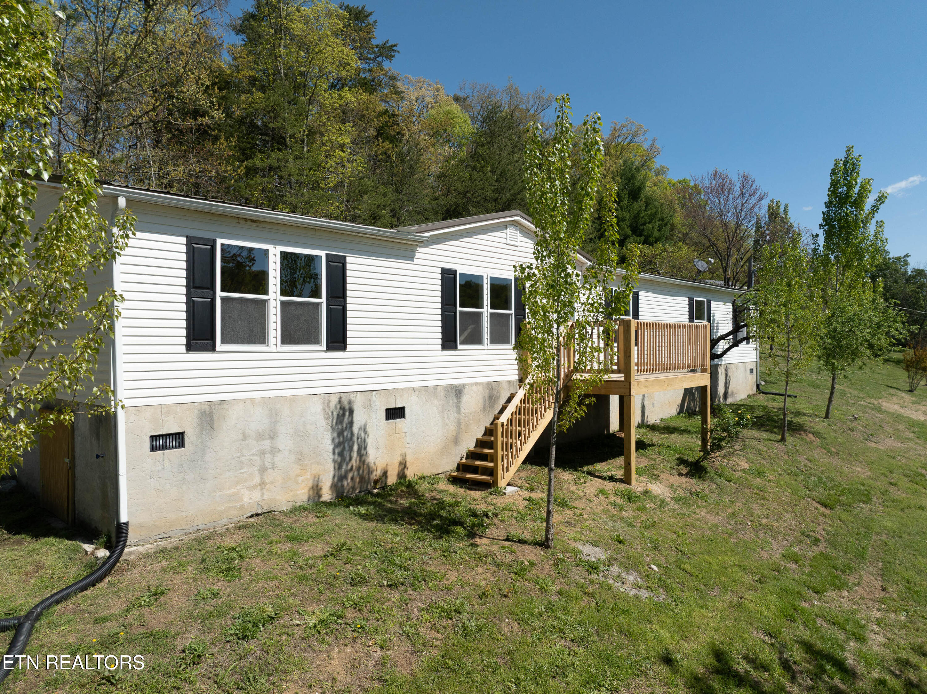 123 Griffin Drive Property Photo