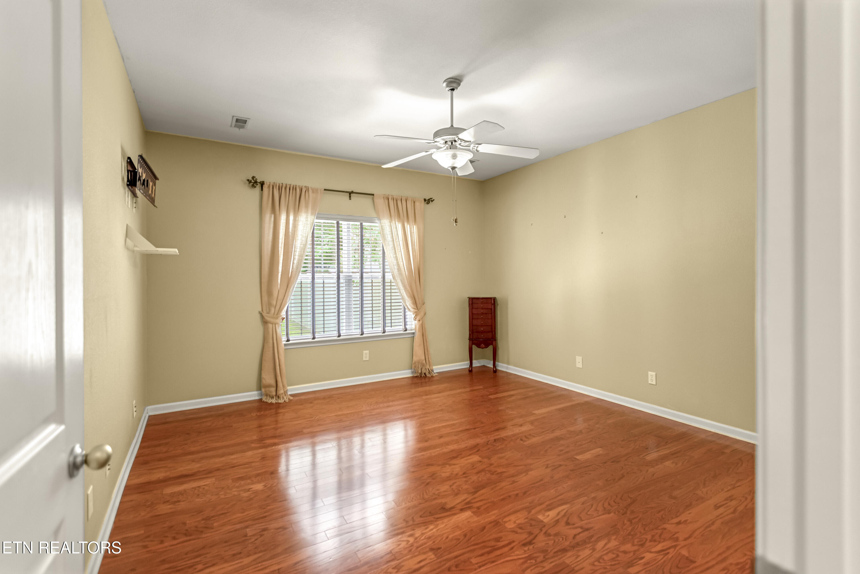7204 Oakfield Lane Property Photo 15