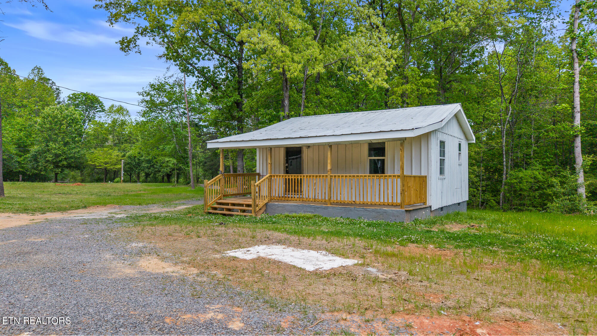 236 Sweeney Rd Property Photo 1