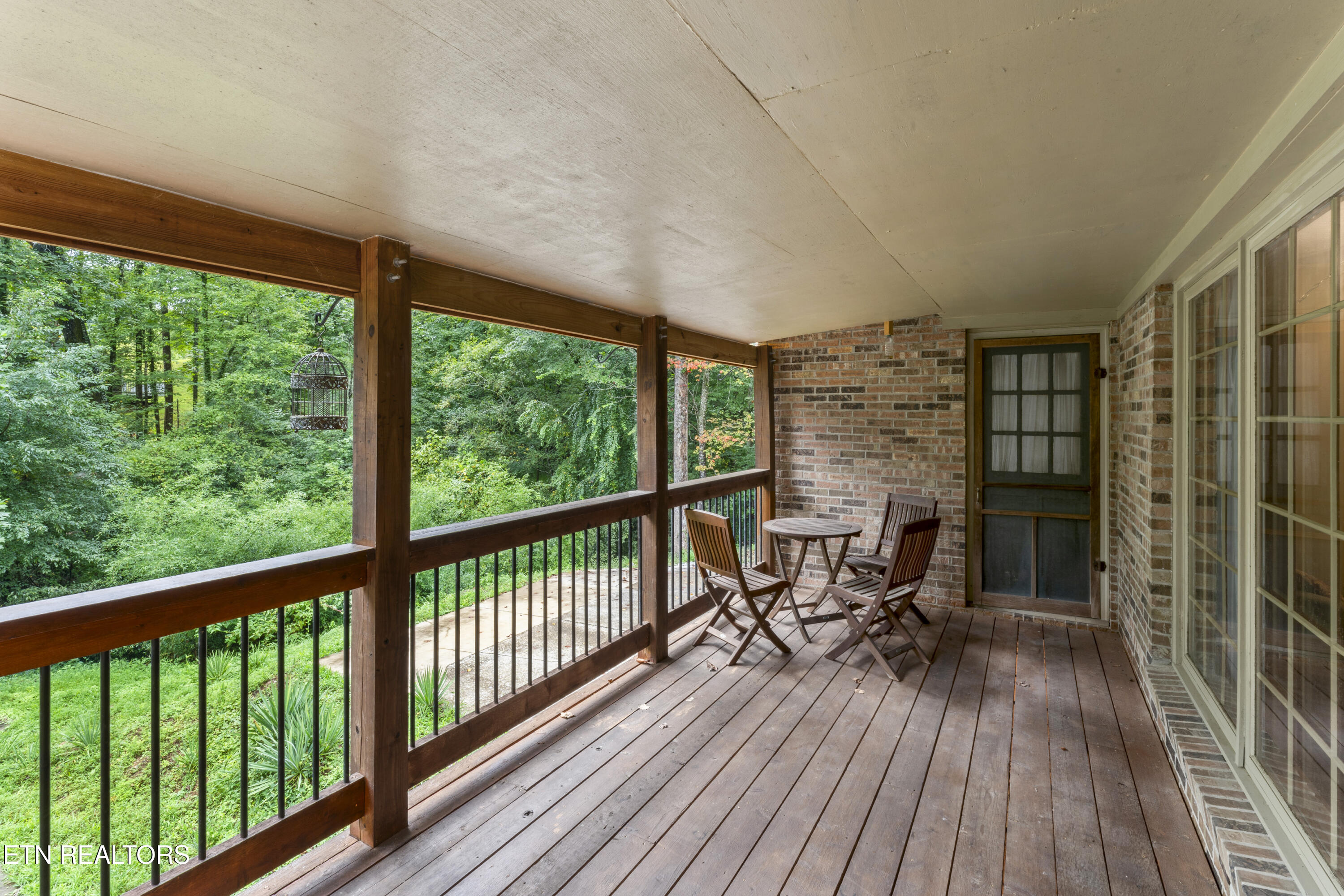 109 Balsam Rd Property Photo 18
