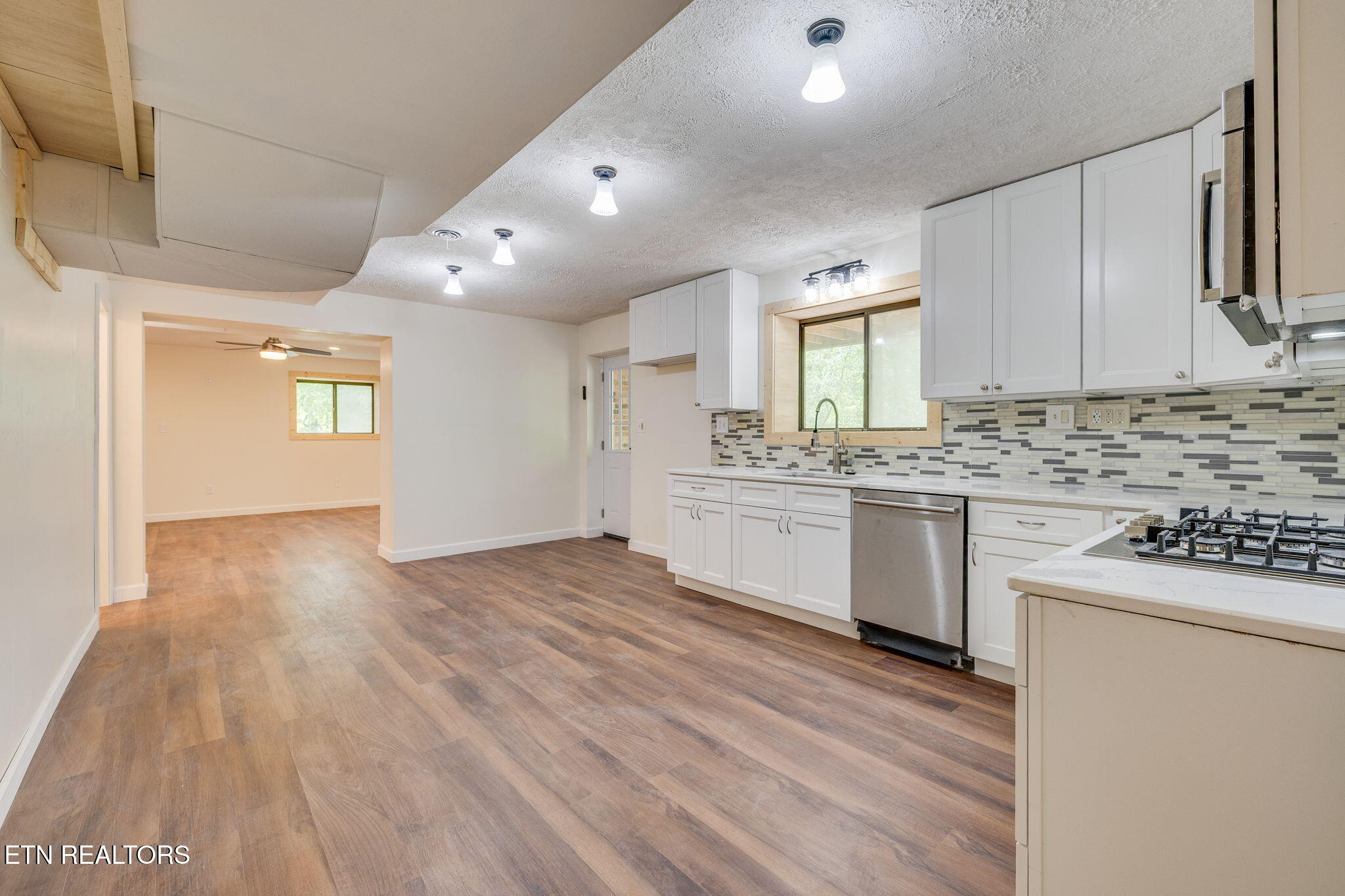 109 Balsam Rd Property Photo 37
