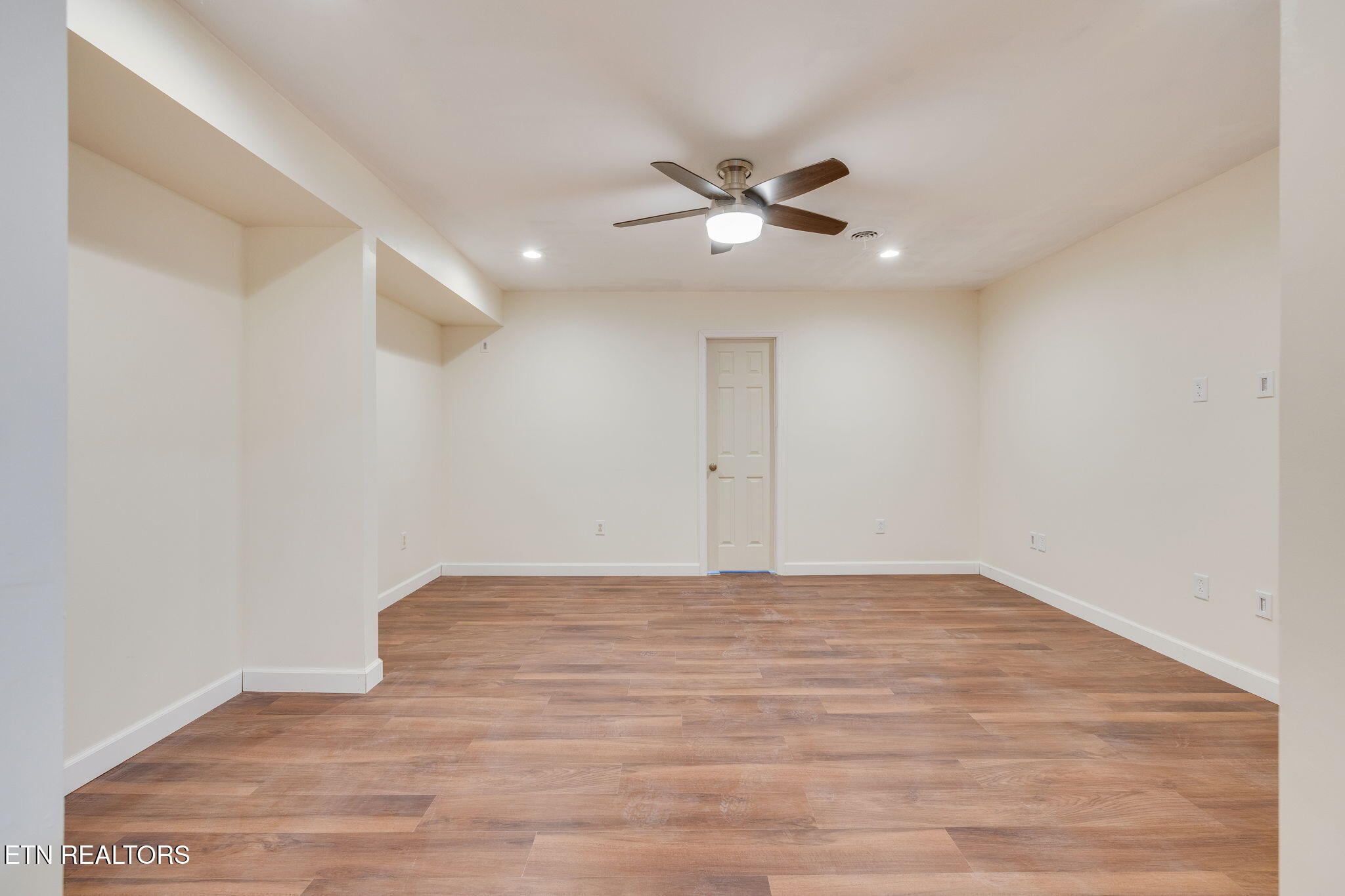 109 Balsam Rd Property Photo 41