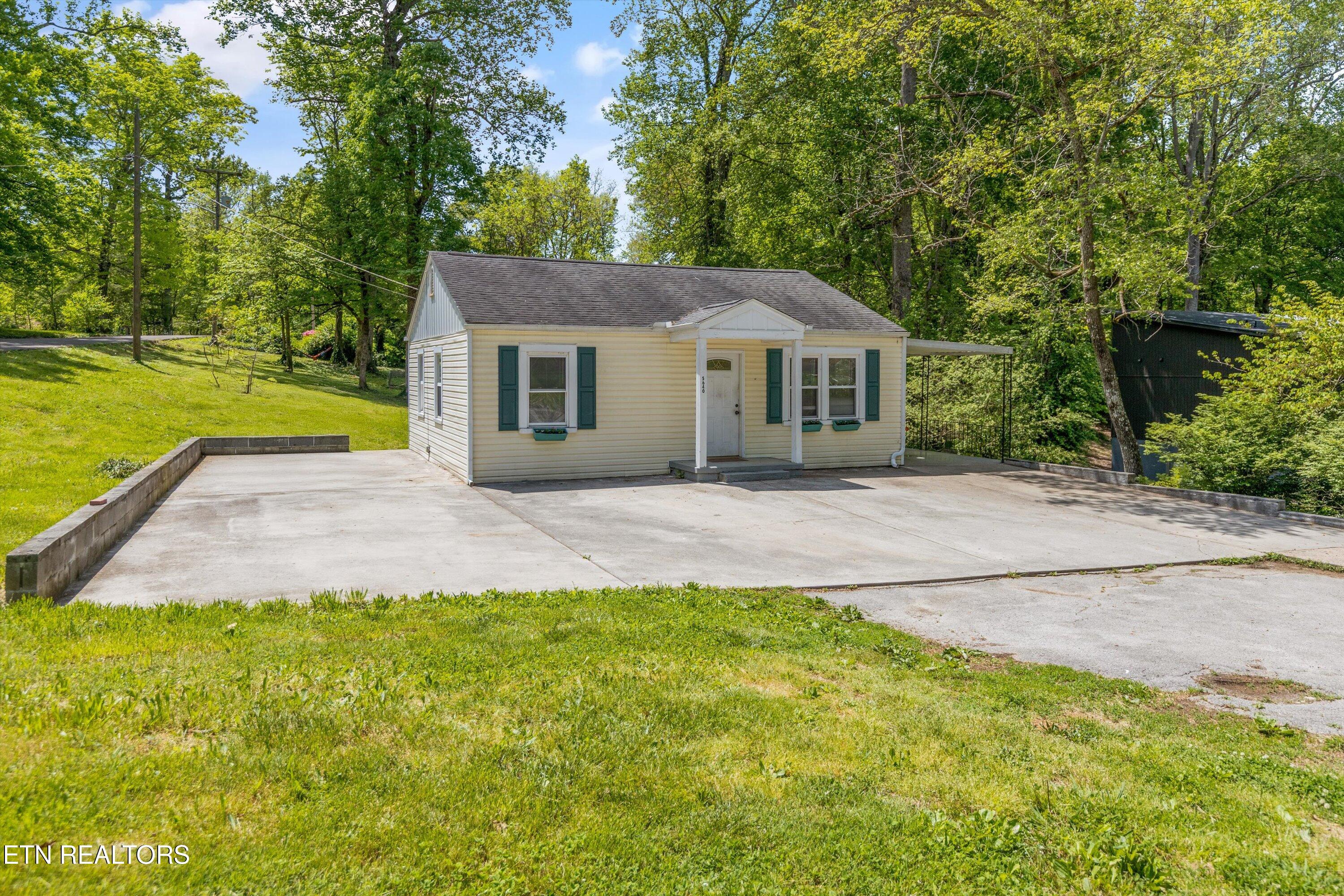 5640 Magazine Rd Property Photo 1