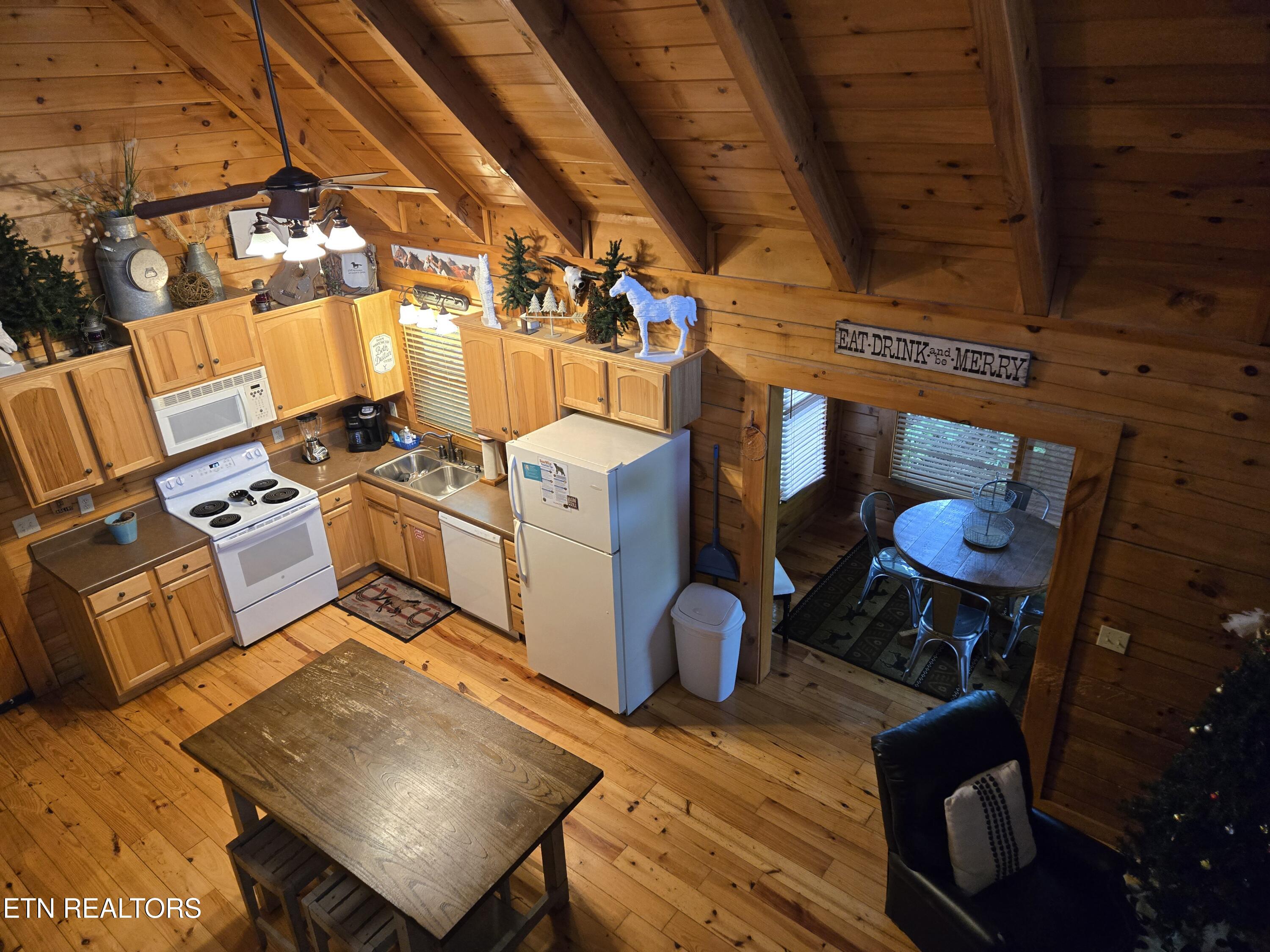 241 Alpine Mountain Way Property Photo 12