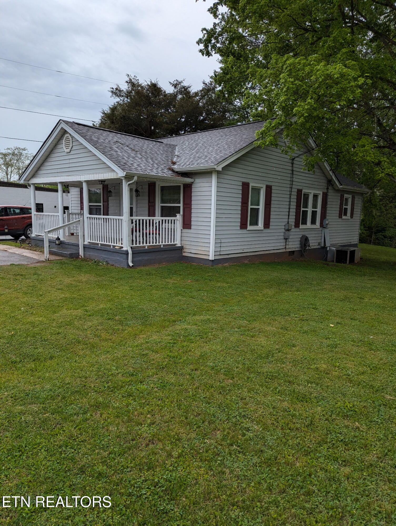 8445 Hwy 11w Property Photo