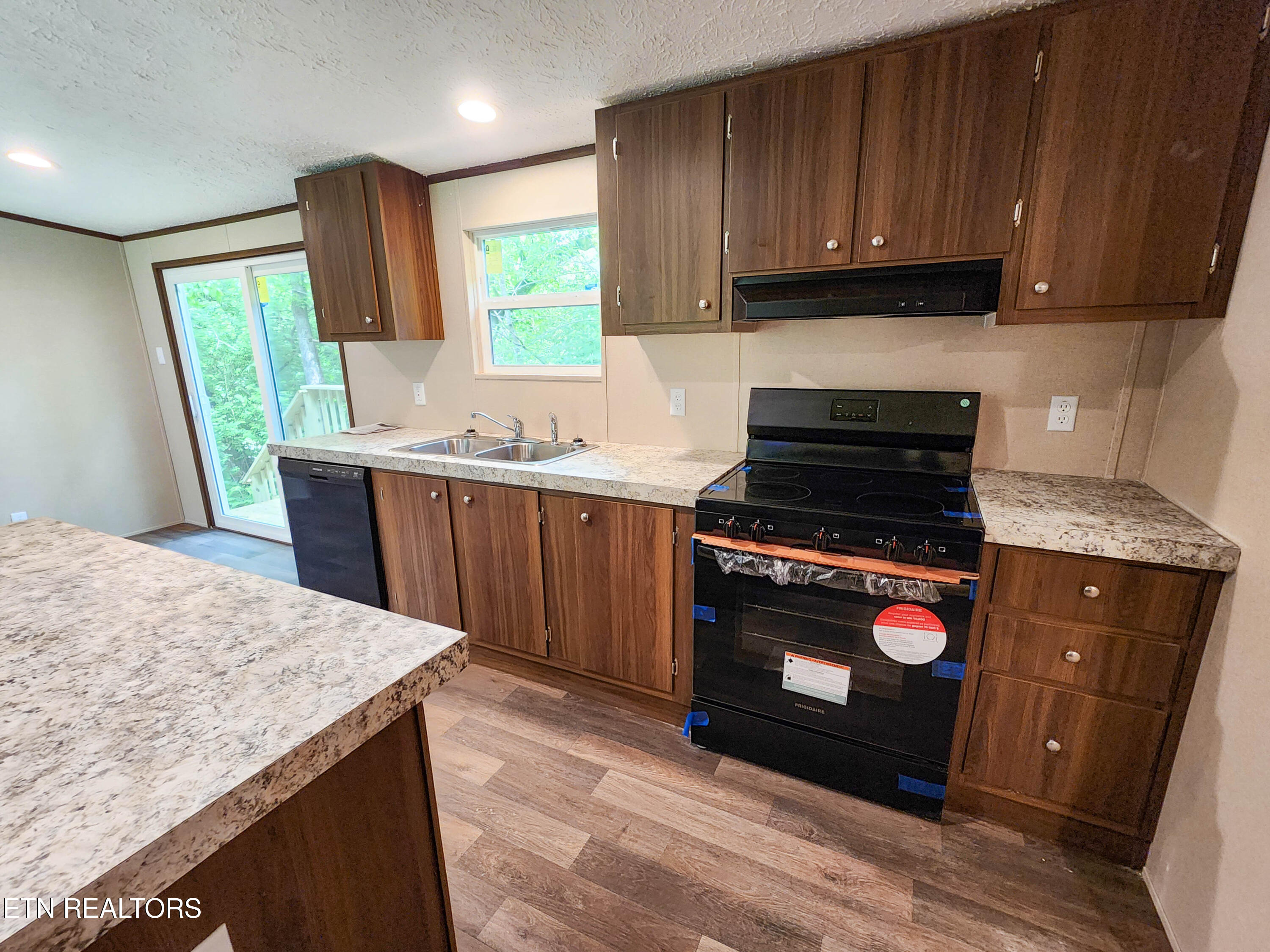 4029 Lilac Ave Property Photo 7