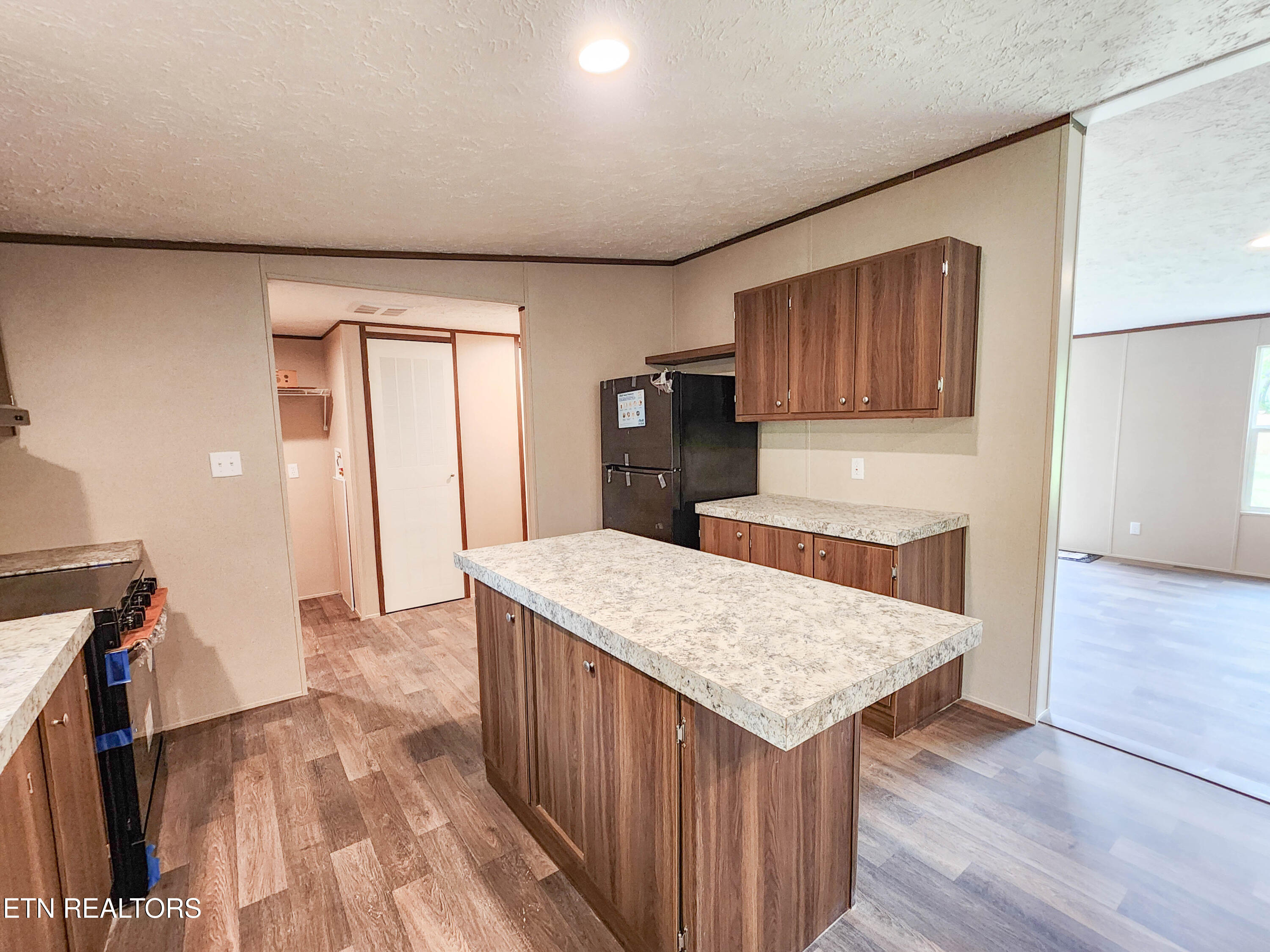 4029 Lilac Ave Property Photo 8