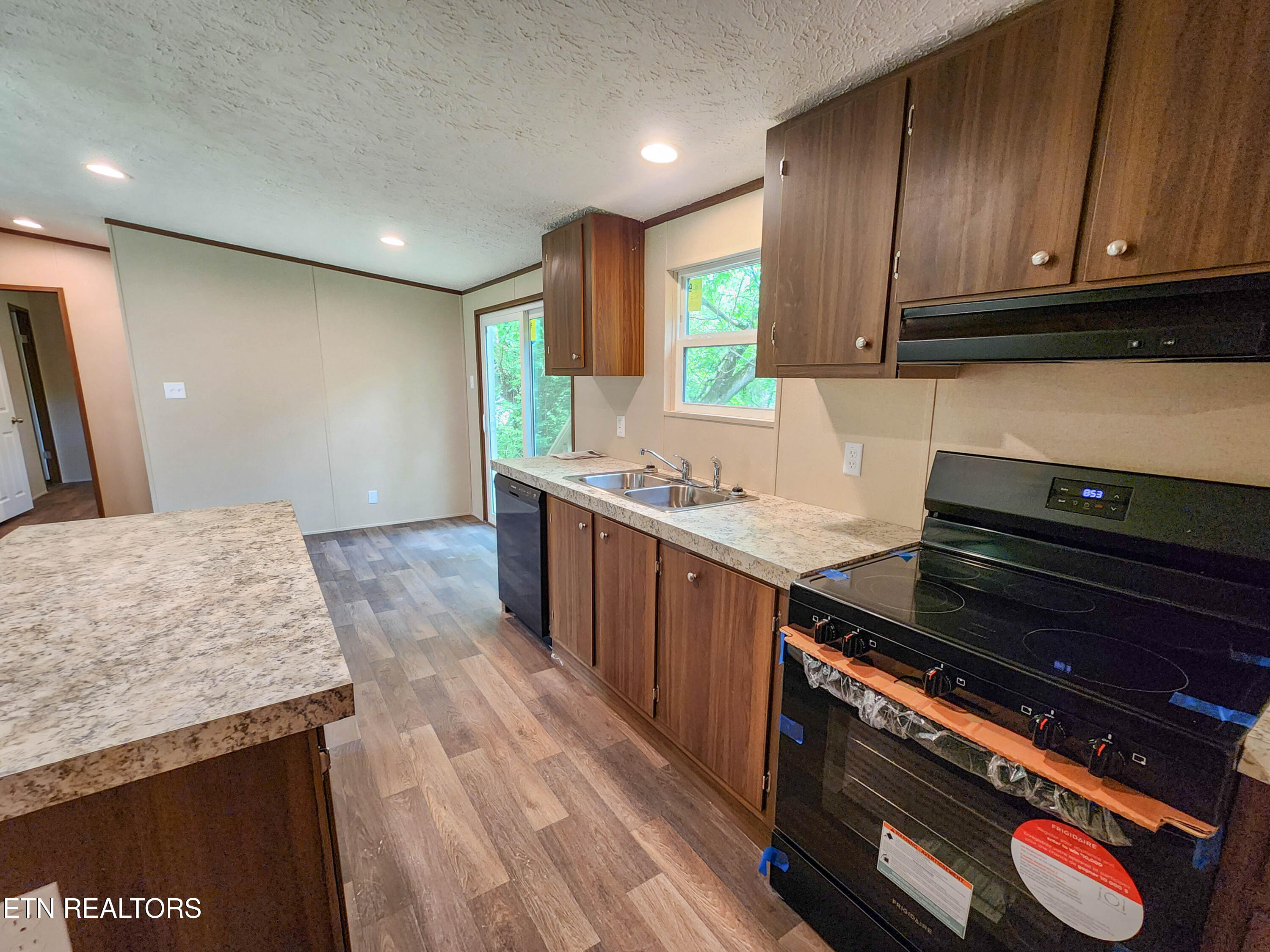 4029 Lilac Ave Property Photo 10