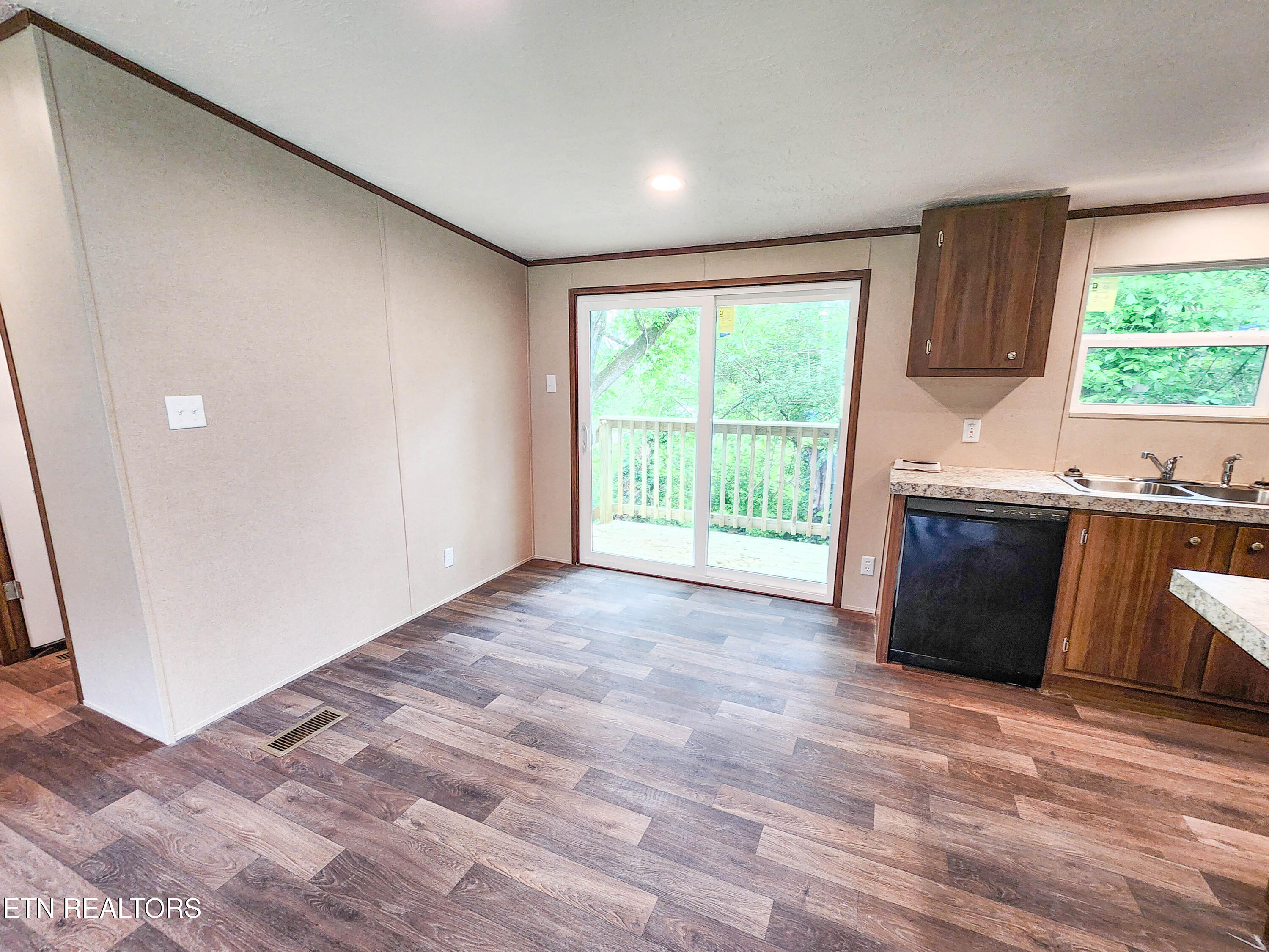 4029 Lilac Ave Property Photo 13
