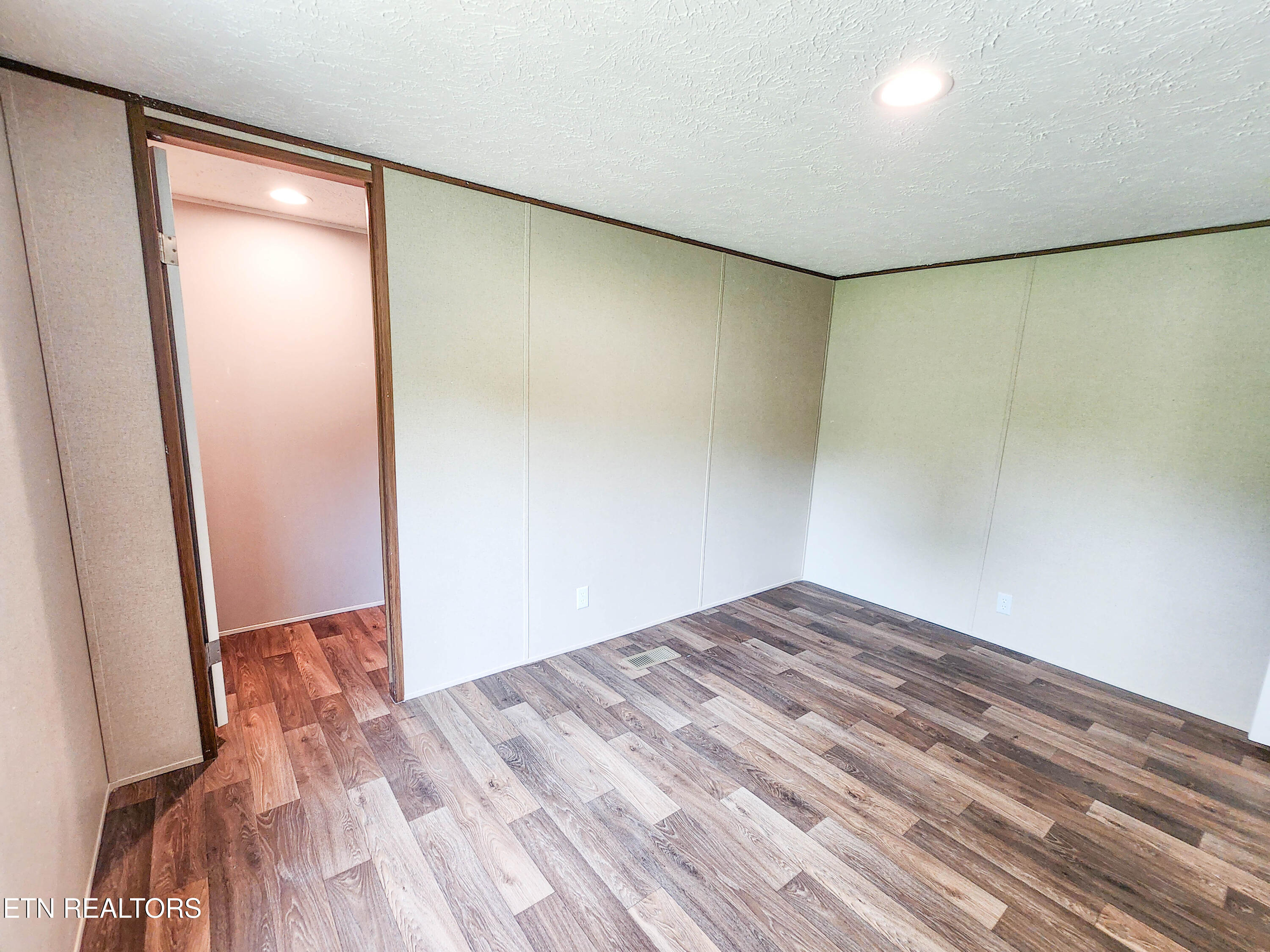 4029 Lilac Ave Property Photo 22