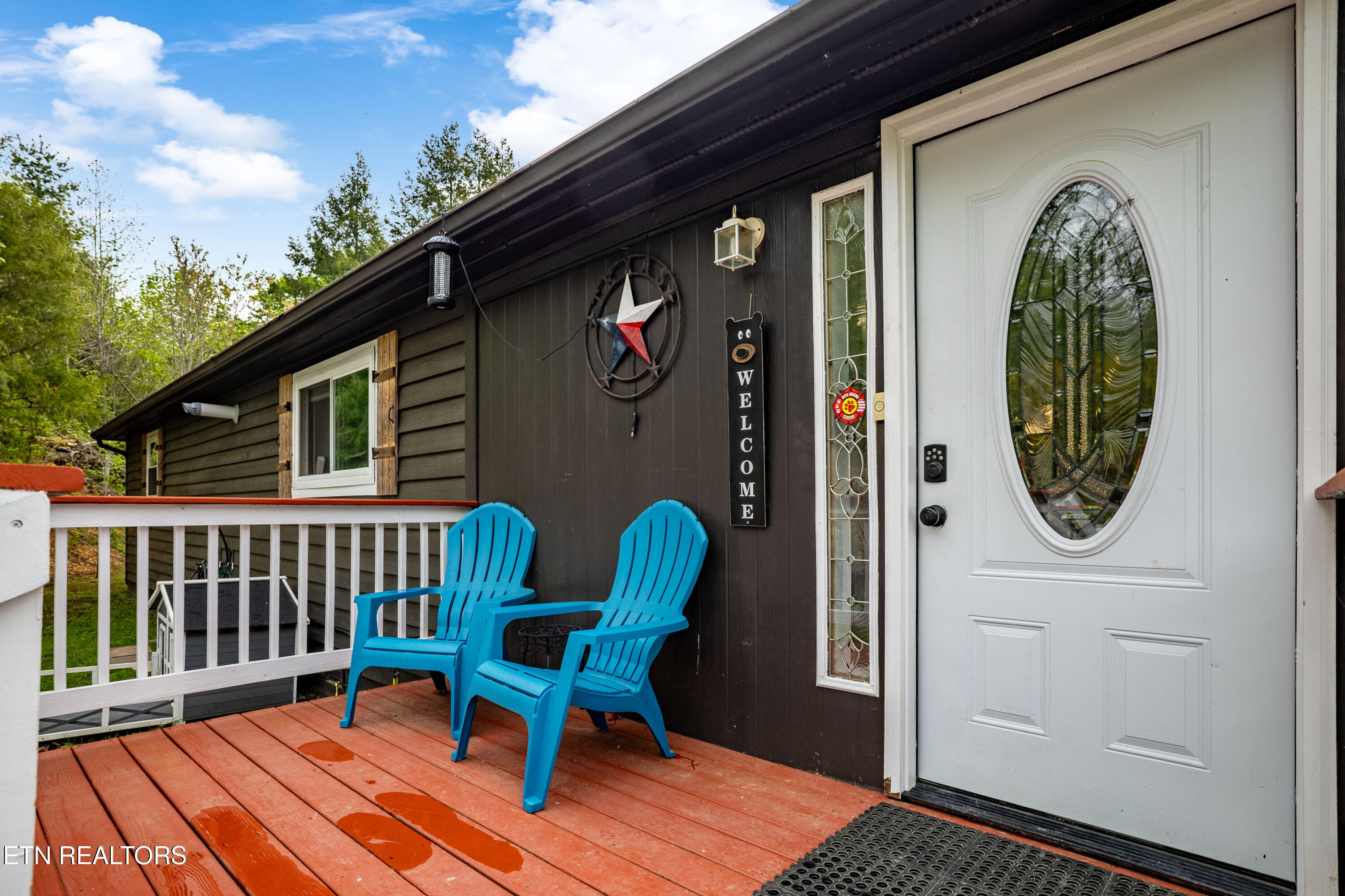 3881 Richardson Cove Rd Property Photo