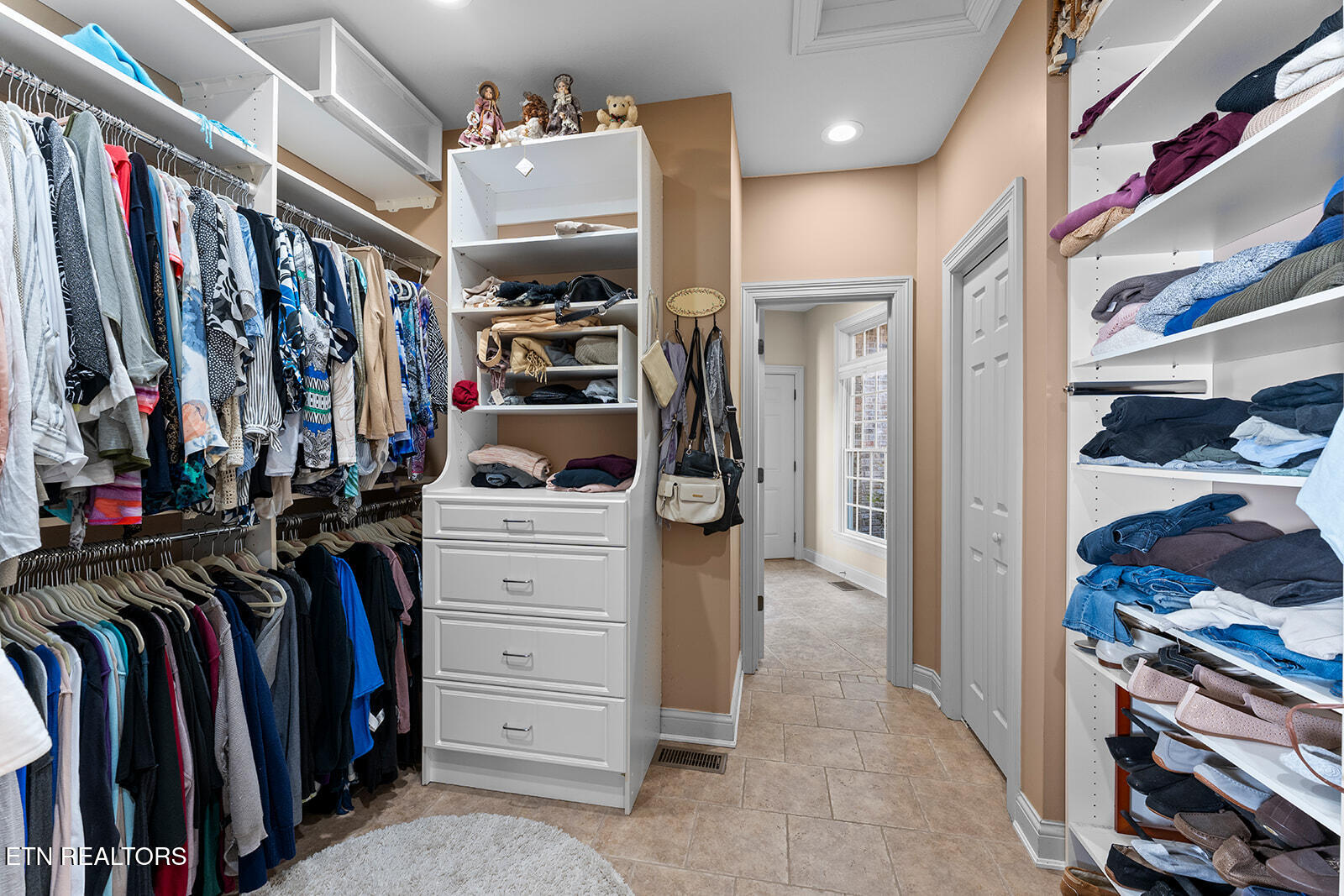 363 Golanvyi Tr Property Photo 37