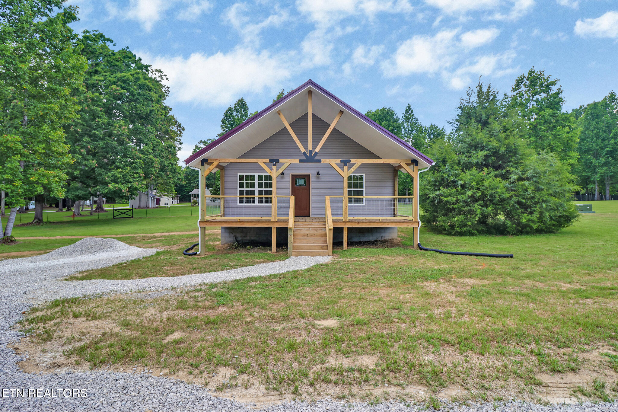 1173 Terry Lane Property Photo 1