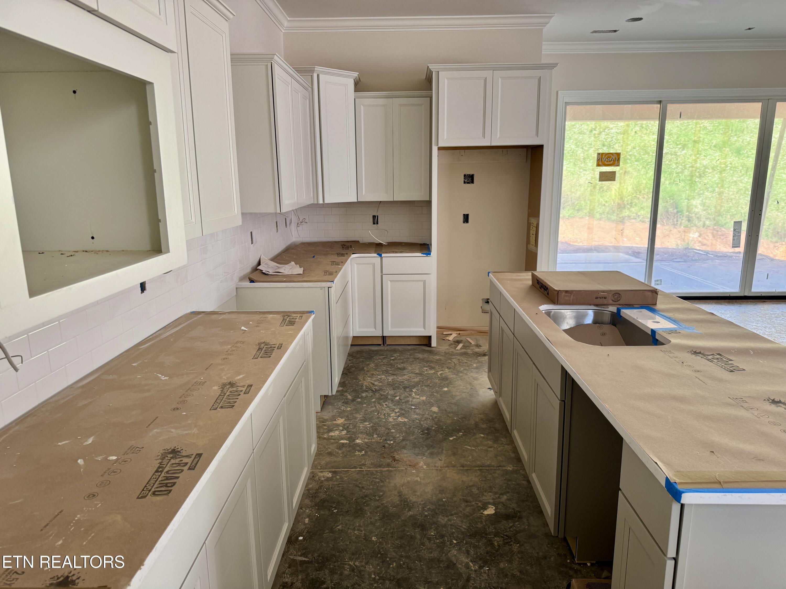 2121 Mission Hill Lane Property Photo 12