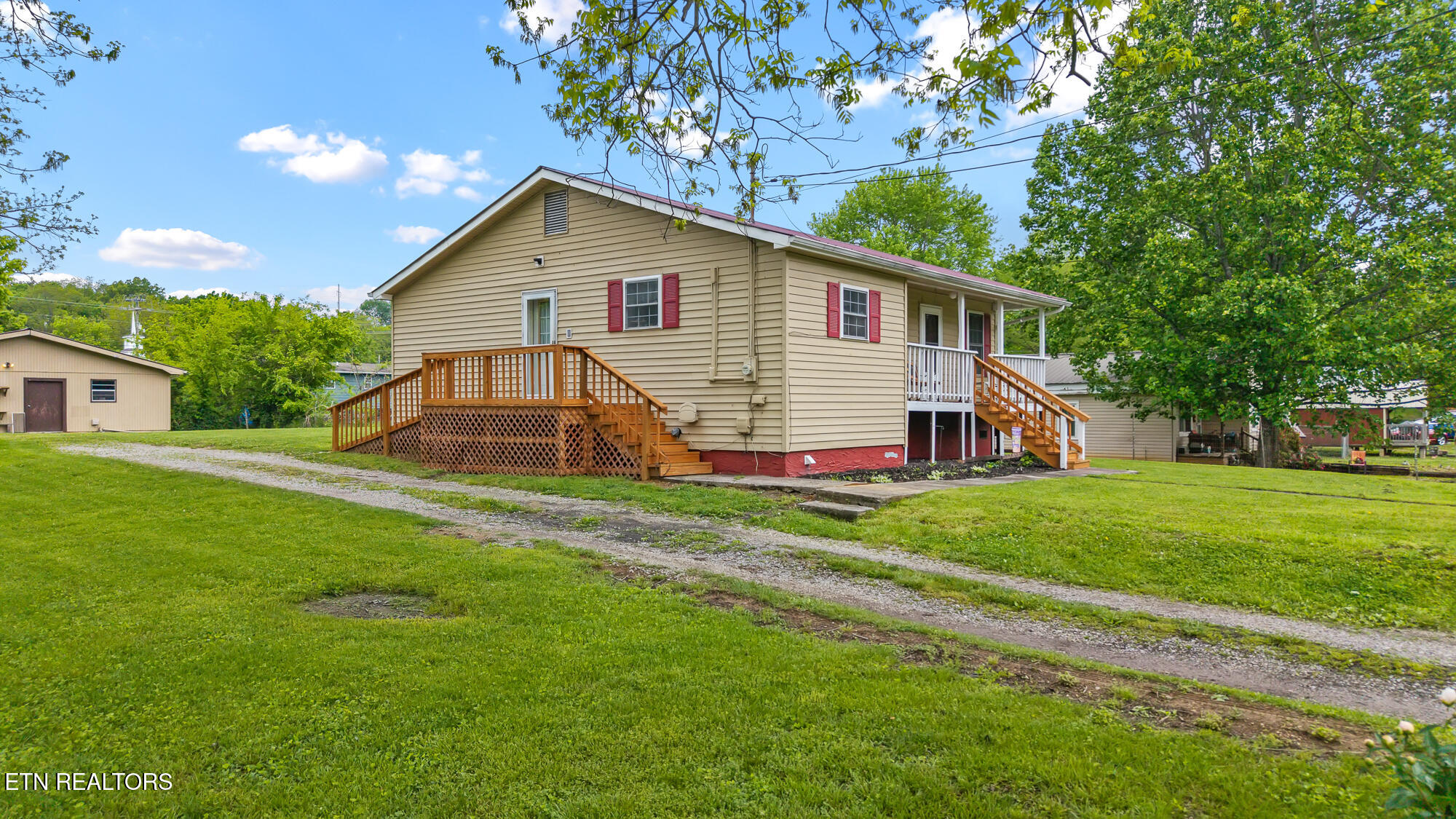206 Marietta St Property Photo 1