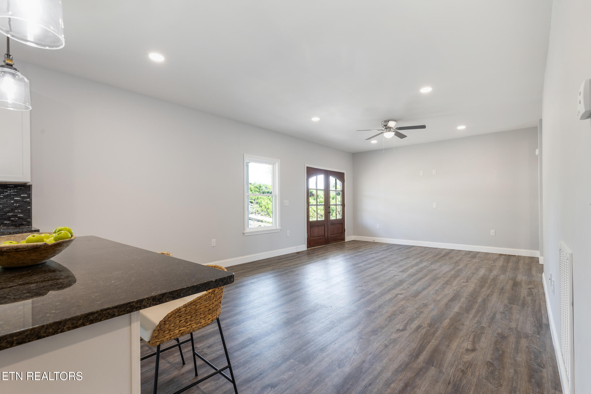 1410 Clear Pt Tr Property Photo 13