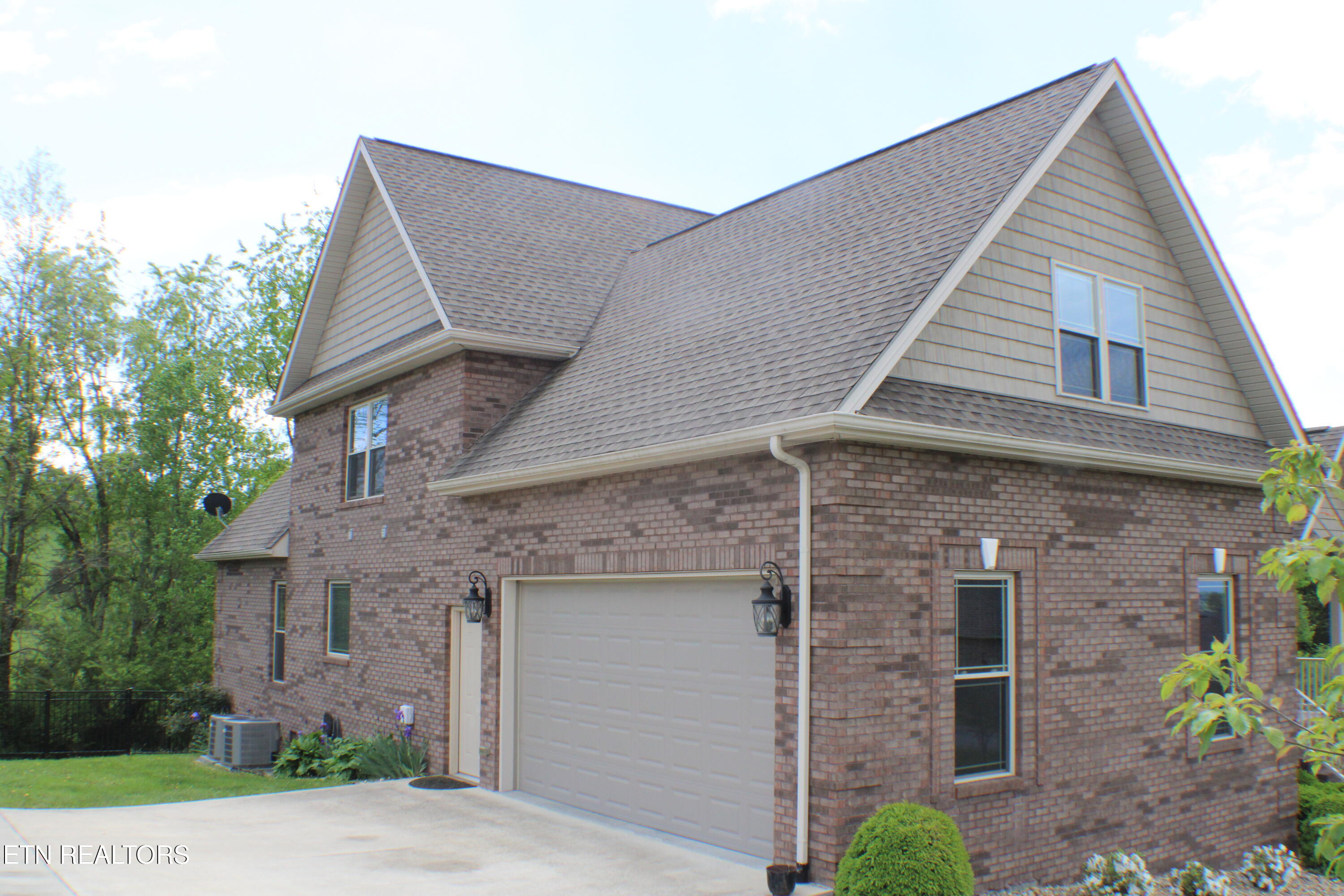 184 Danielle Court Property Photo 3