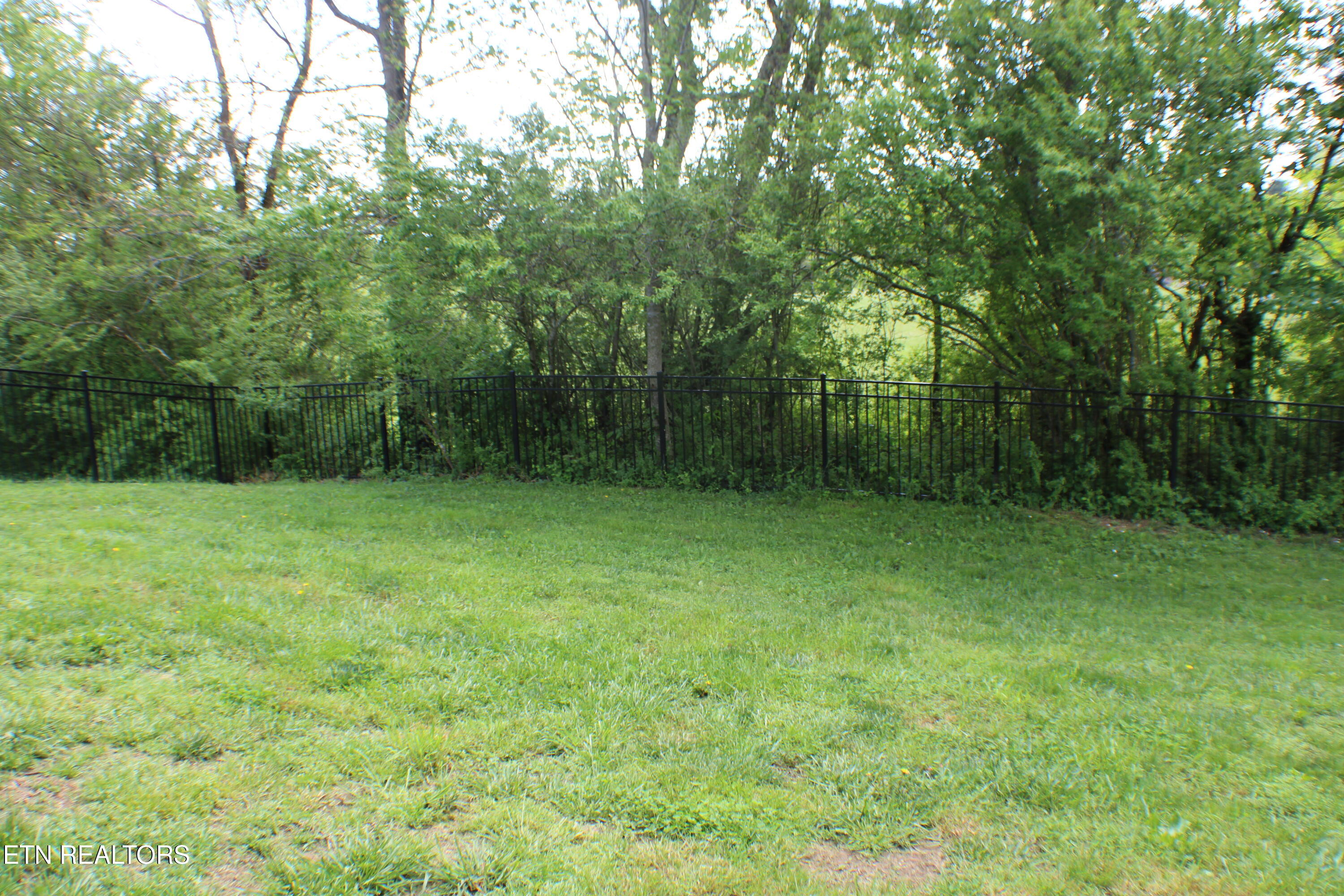 184 Danielle Court Property Photo 5