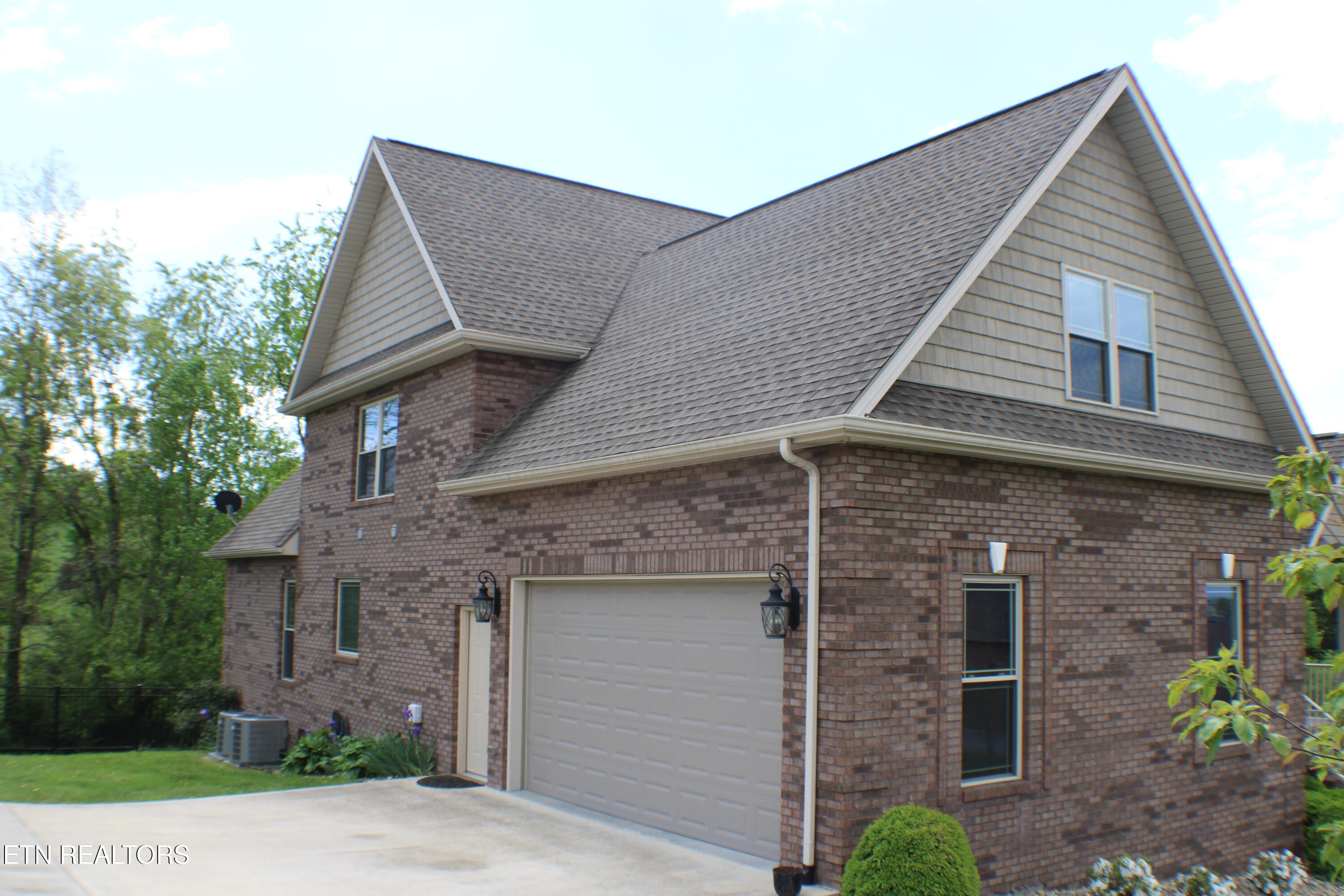 184 Danielle Court Property Photo 6