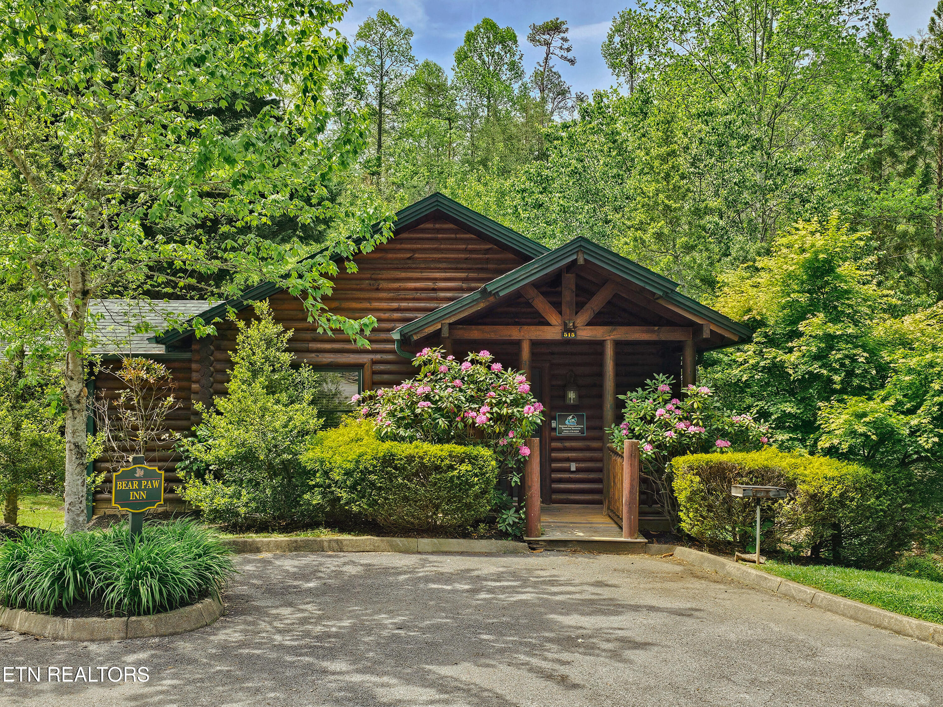 515 Houser Rd Property Photo 1