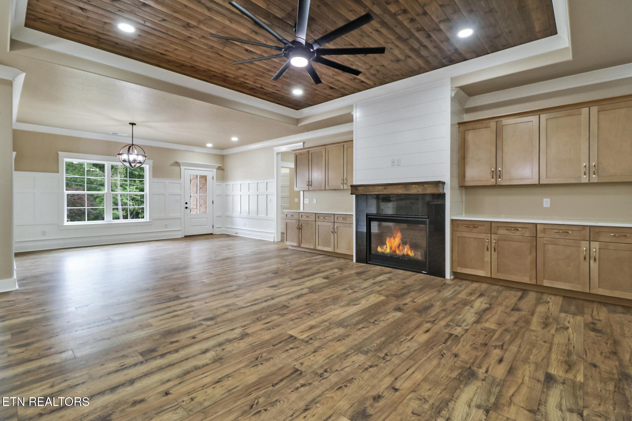 630 Lakeview Drive Property Photo 19