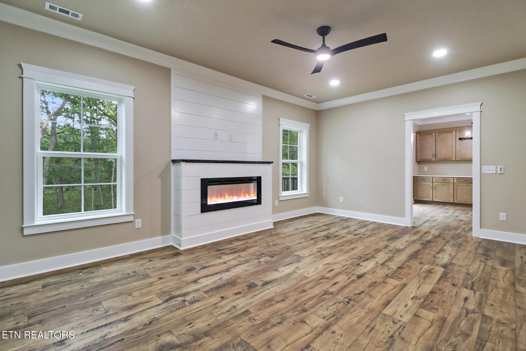 630 Lakeview Drive Property Photo 25