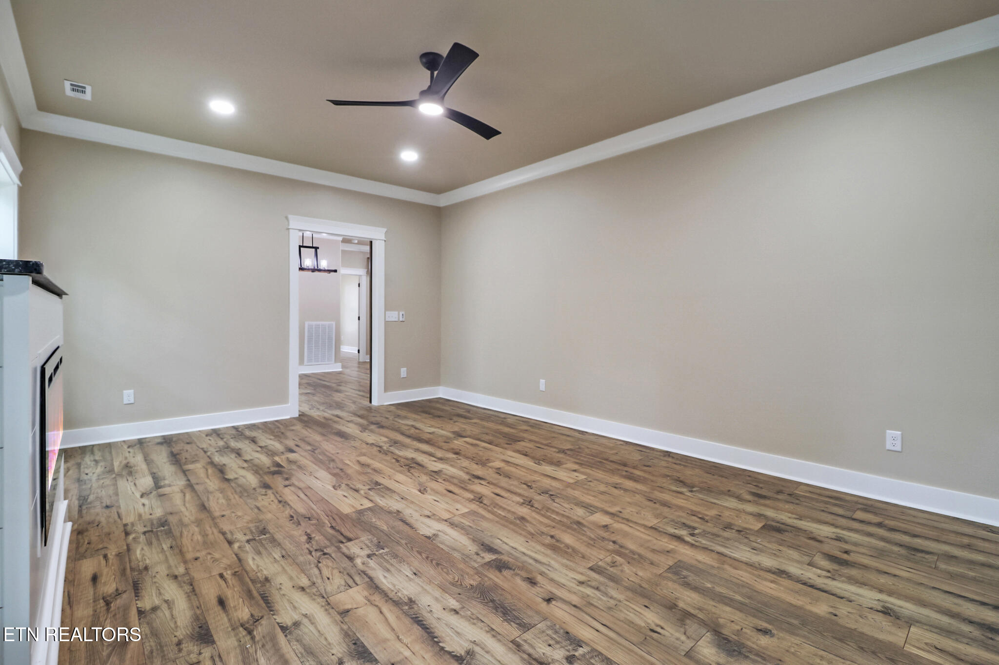 630 Lakeview Drive Property Photo 27