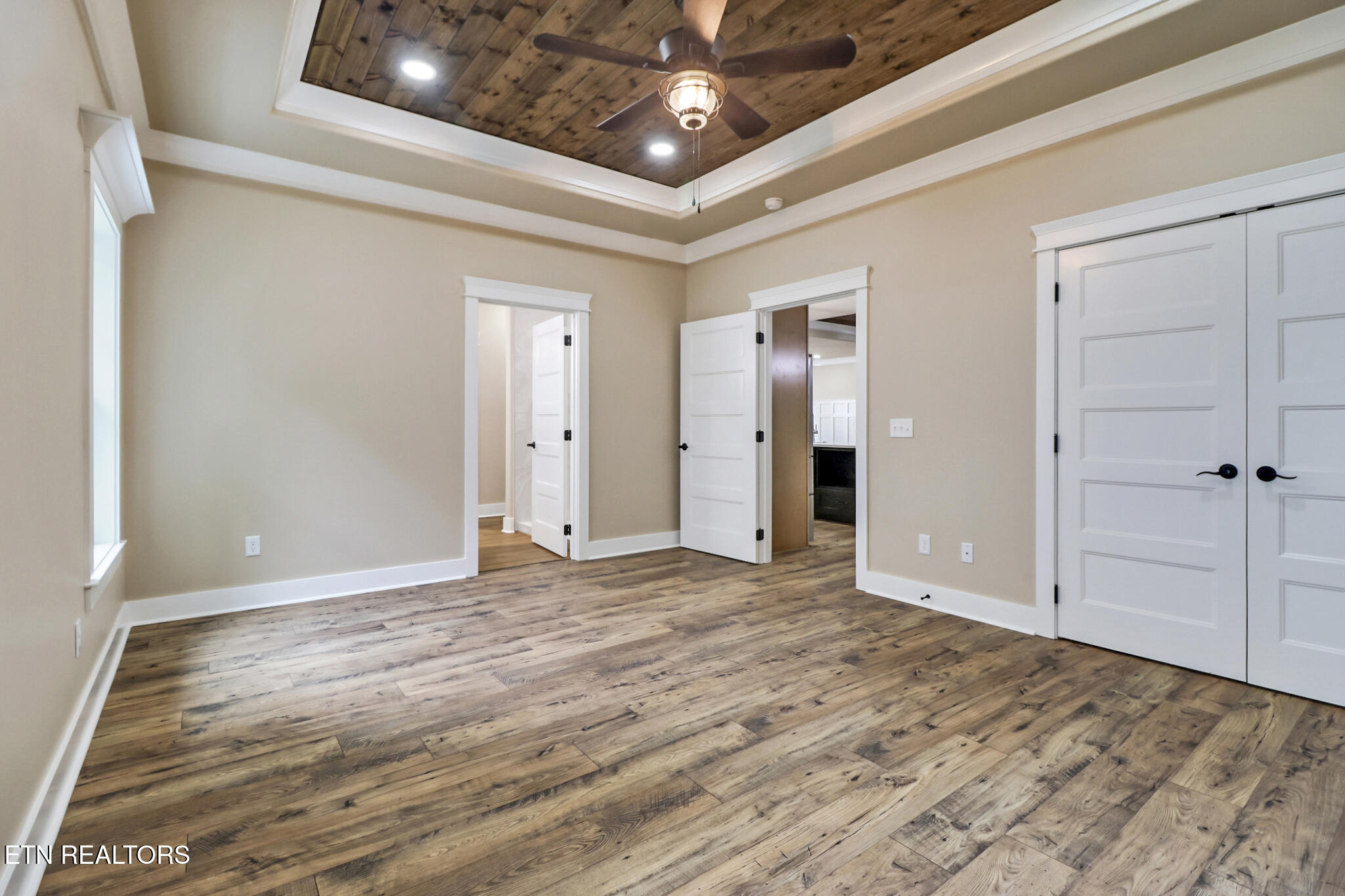 630 Lakeview Drive Property Photo 30