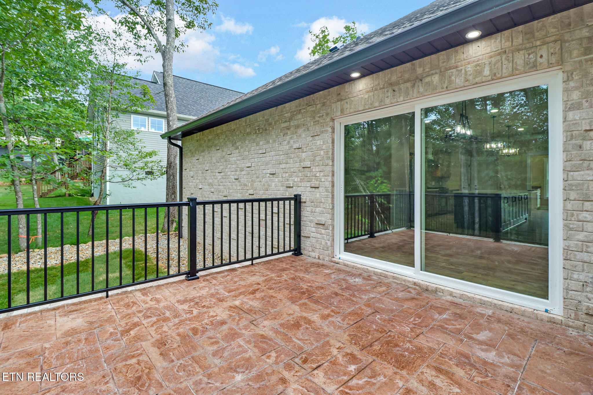 630 Lakeview Drive Property Photo 44