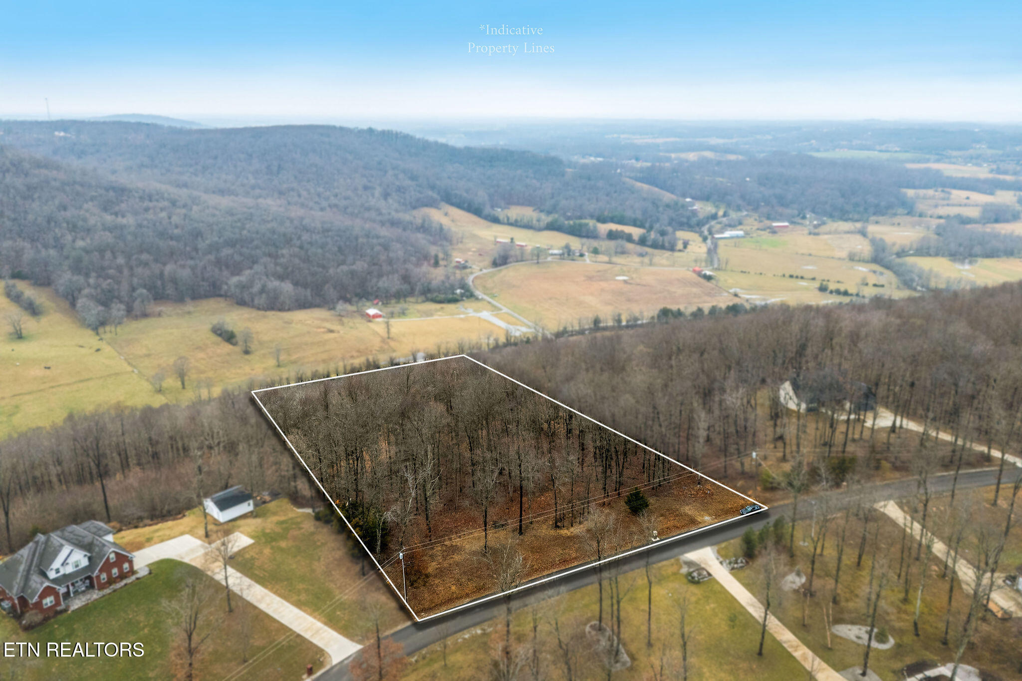 1280 Overlook Circle Property Photo 5