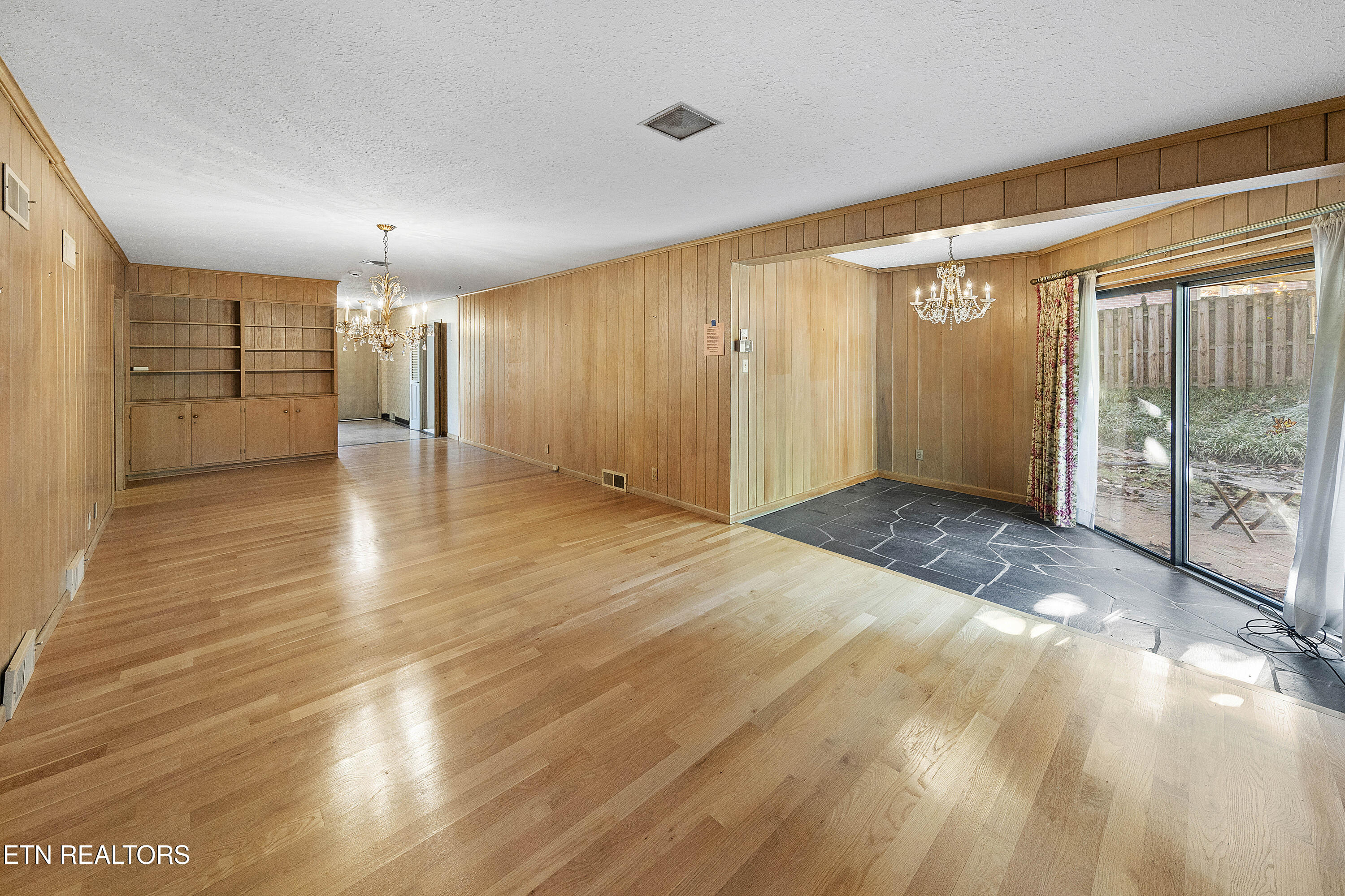 1233 Cherokee Blvd Property Photo 7