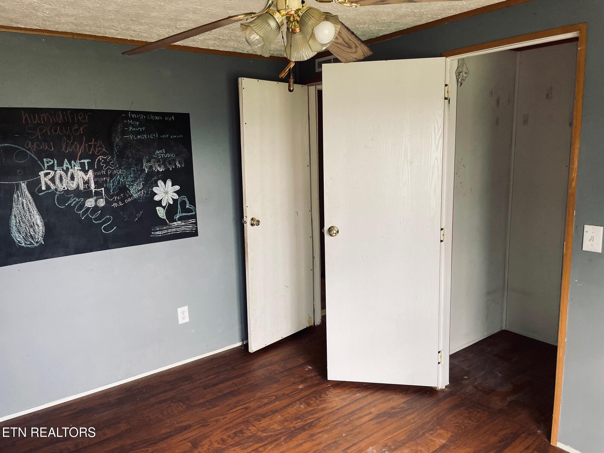 2370 Chestnut Hill Rd Property Photo 10