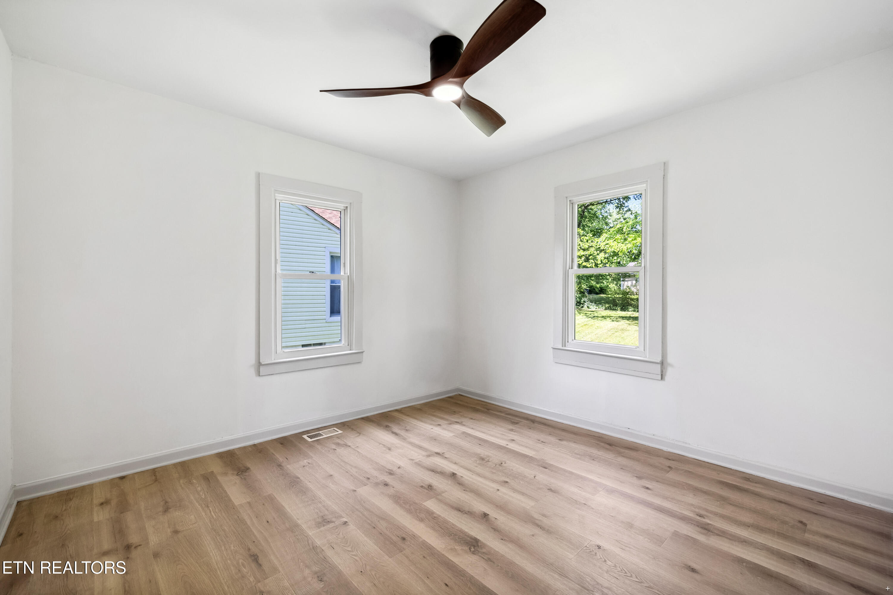 3029 Lay Ave Property Photo 12