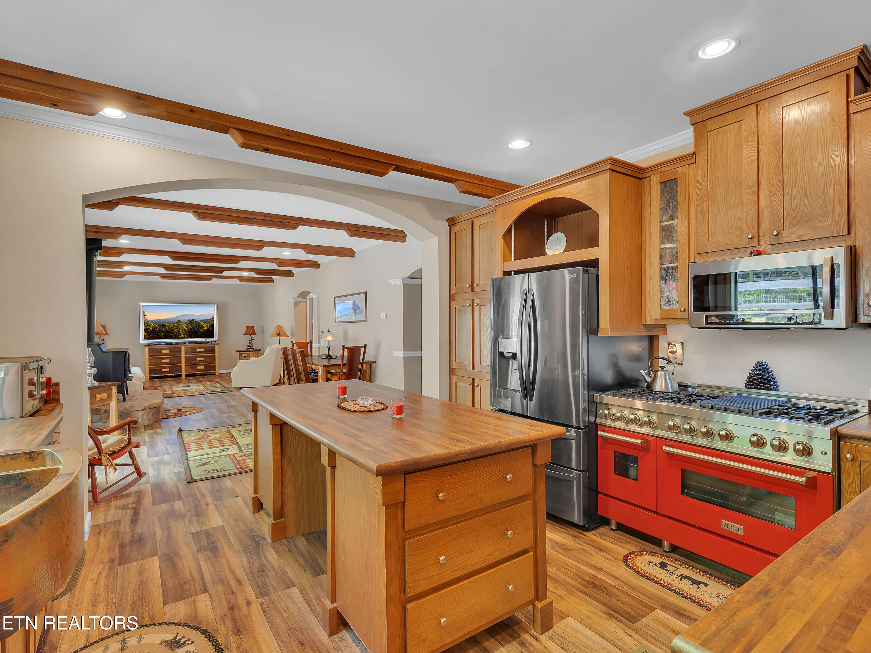3950 Forest Trail Drive Property Photo 11