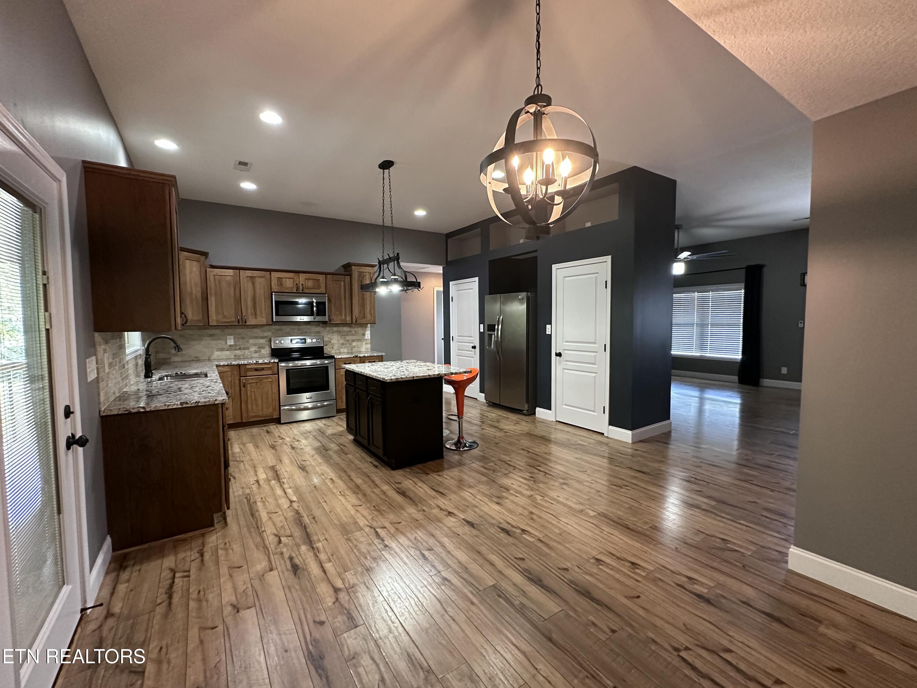 2117 Camley Court Property Photo 31