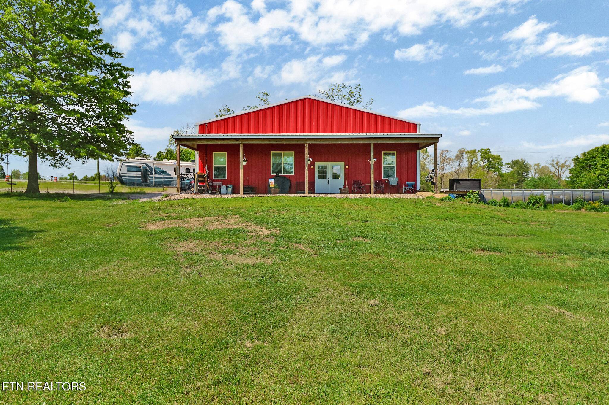 6808 Highway 127 Property Photo 1