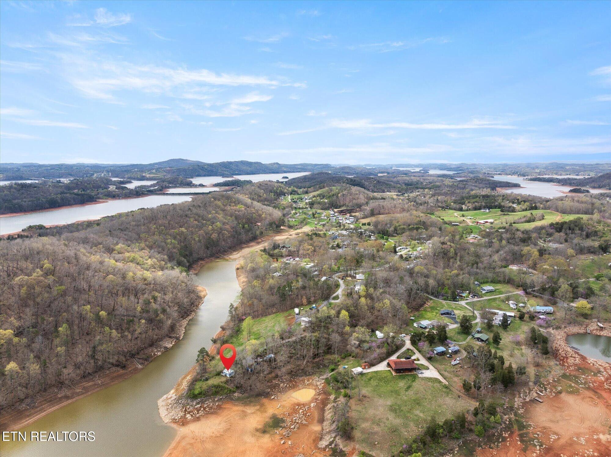 1429 Rocky Summit Rd Property Photo 36