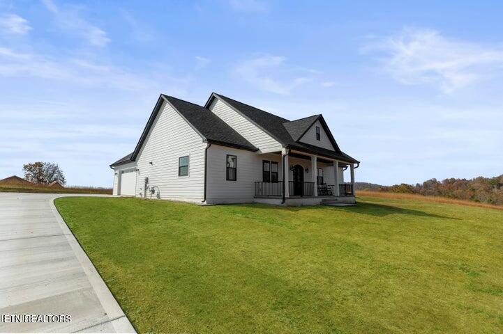 225 Sam & Maria Way Property Photo
