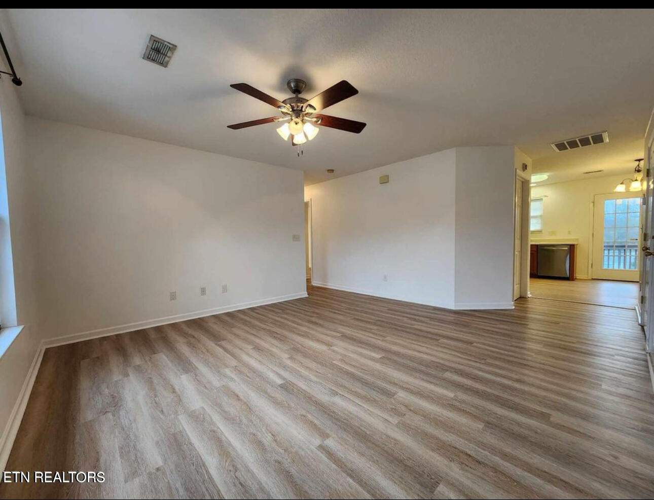 4836 Poplar Crest Way Property Photo 2