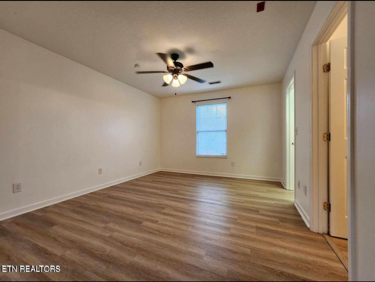 4836 Poplar Crest Way Property Photo 8