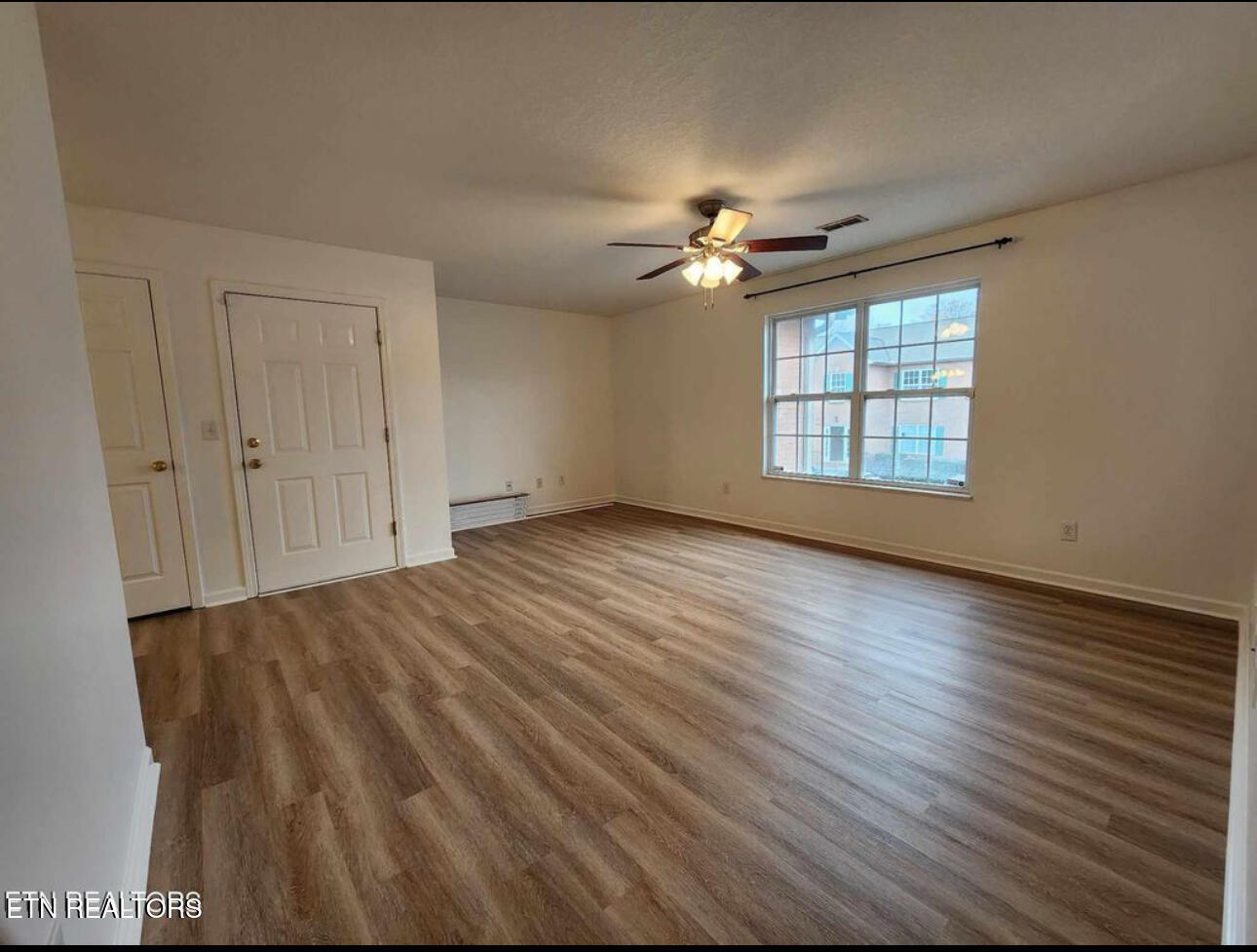4836 Poplar Crest Way Property Photo 10