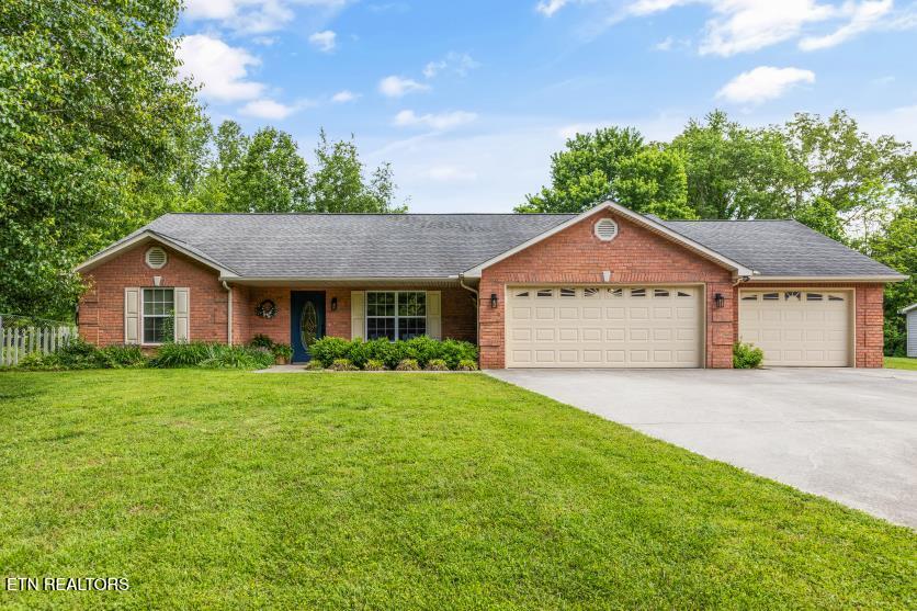 8416 Ridgeland Drive Property Photo 1