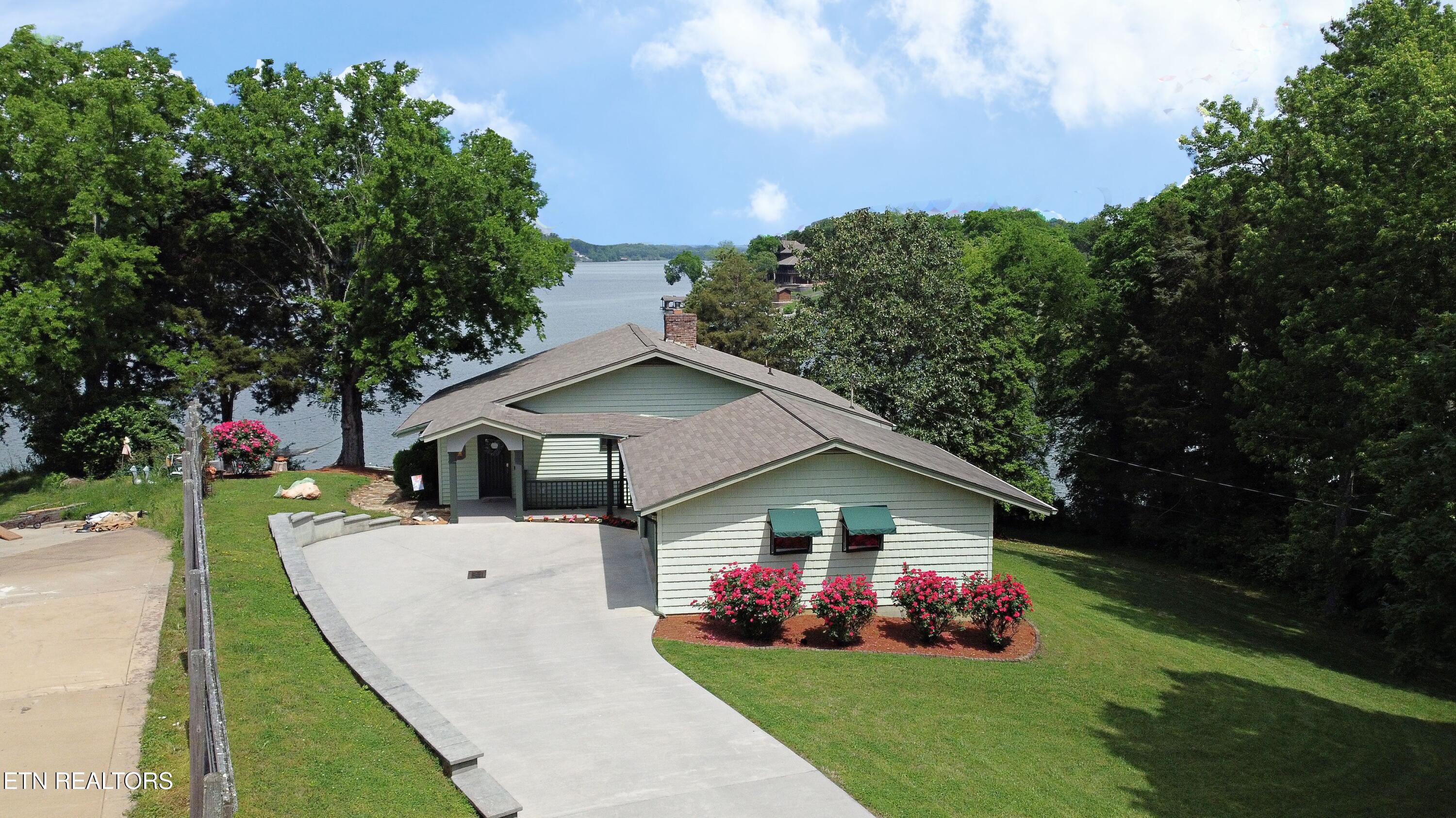 4834 Scenic Point Loop Property Photo 1