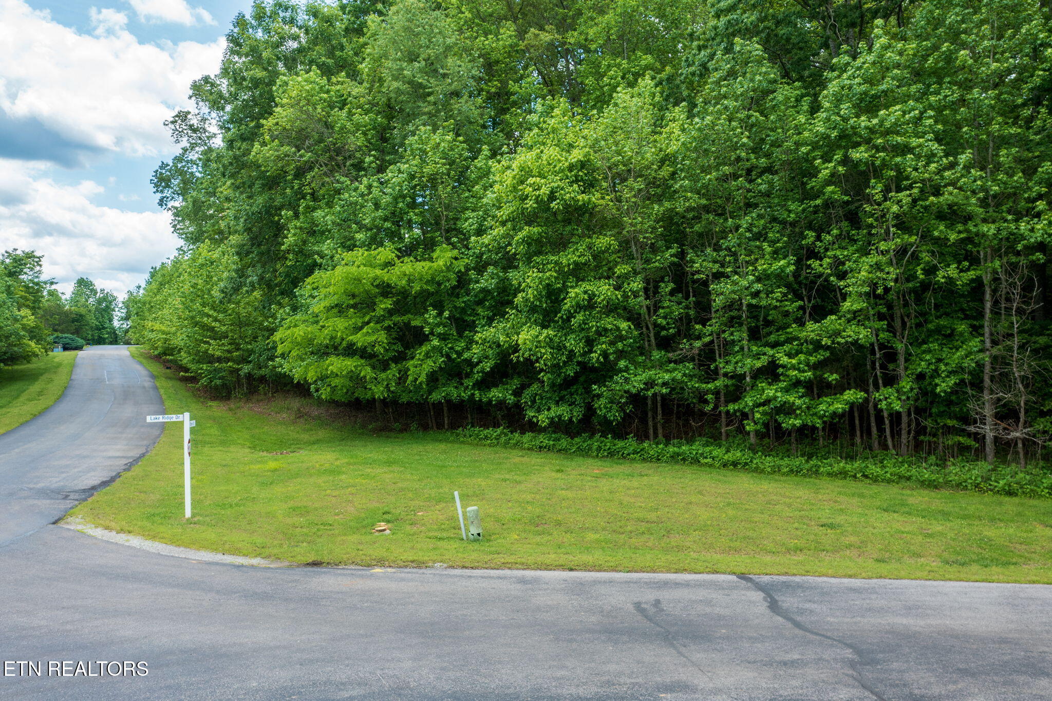 Lot 127 E Shore Lane Property Photo 15
