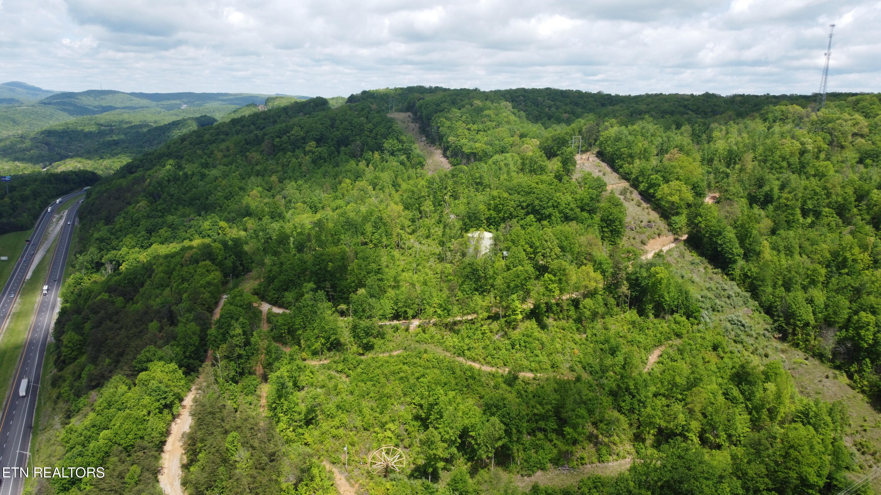 Old Kentucky Rd Property Photo 26